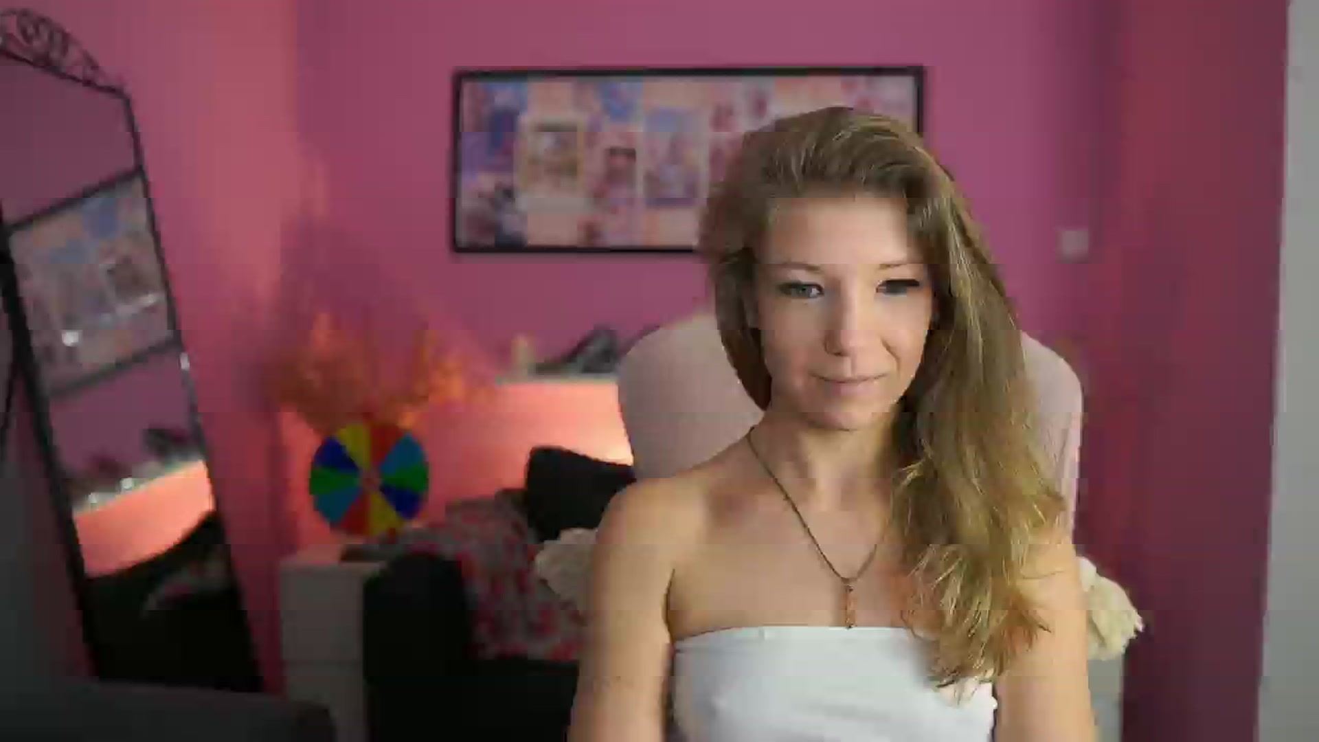 Gallery image thumbnail from Missicute's myfreecams stream on, 02/04/2026, 11:59 image 17 of 20