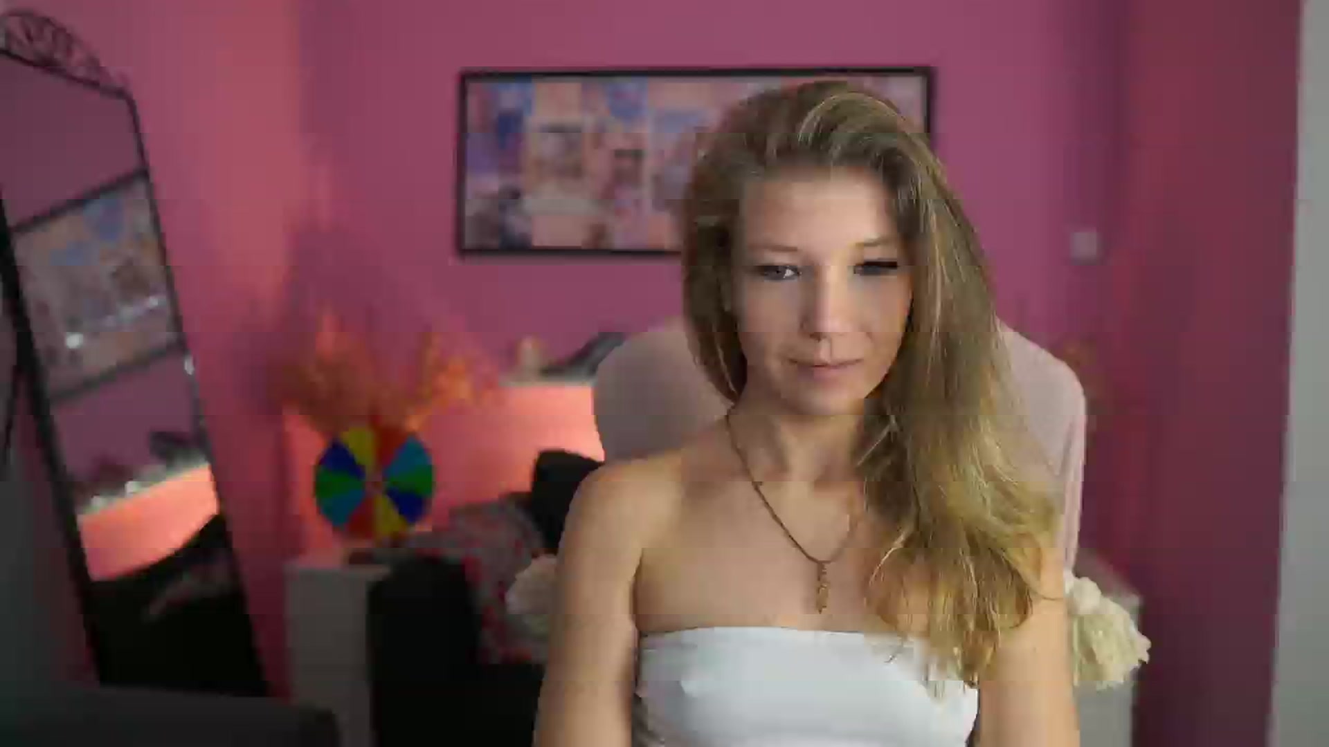 Gallery image thumbnail from Missicute's myfreecams stream on, 02/04/2026, 14:13 image 1 of 20