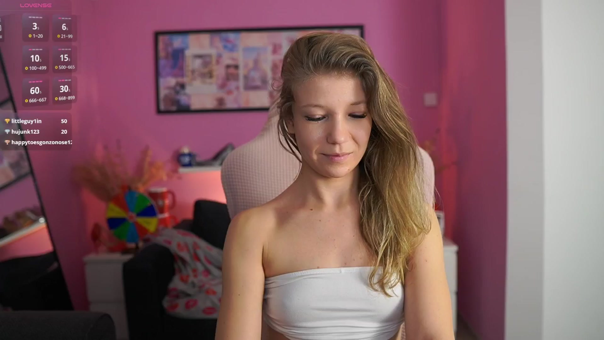 Gallery image thumbnail from Missicute's myfreecams stream on, 02/09/2026, 01:11 image 11 of 20