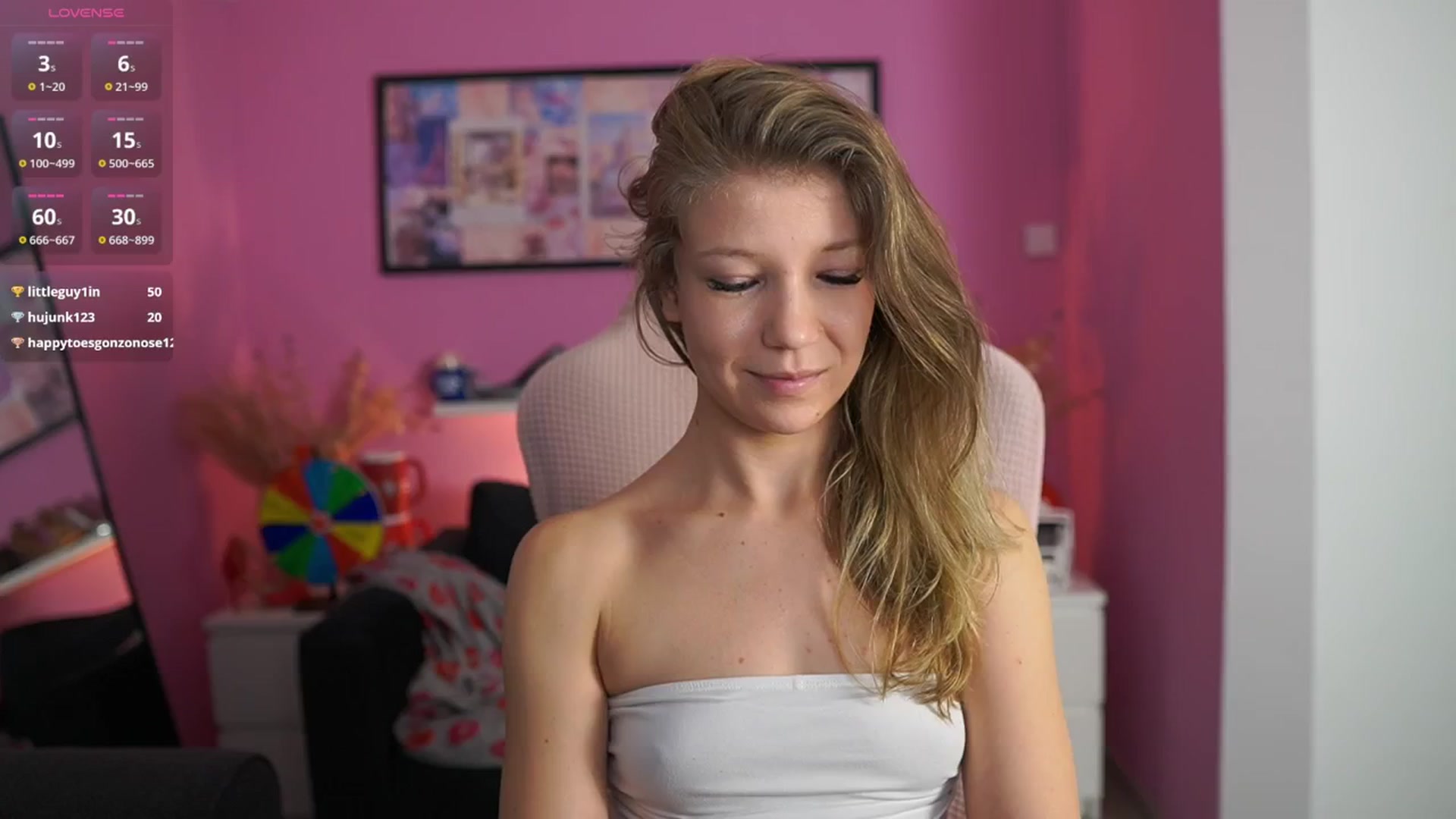 Gallery image thumbnail from Missicute's myfreecams stream on, 02/09/2026, 01:11 image 4 of 20