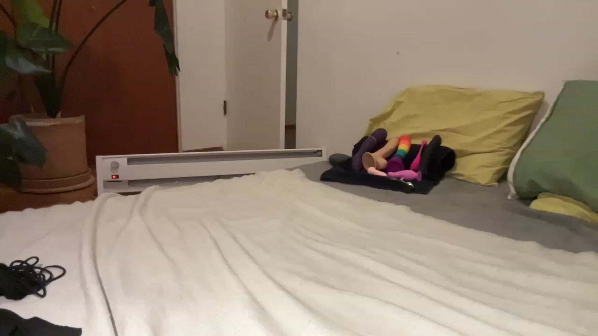 Gallery image thumbnail from Missinhermind's myfreecams stream on, 02/23/2023, 03:15 image 20 of 20