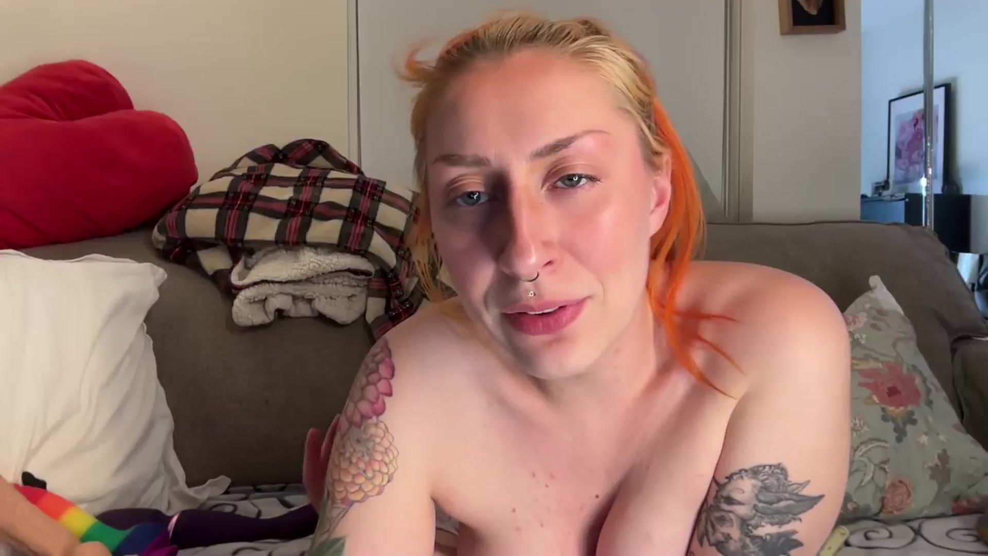Gallery image thumbnail from Missinhermind's myfreecams stream on, 06/11/2024, 07:08 image 2 of 20