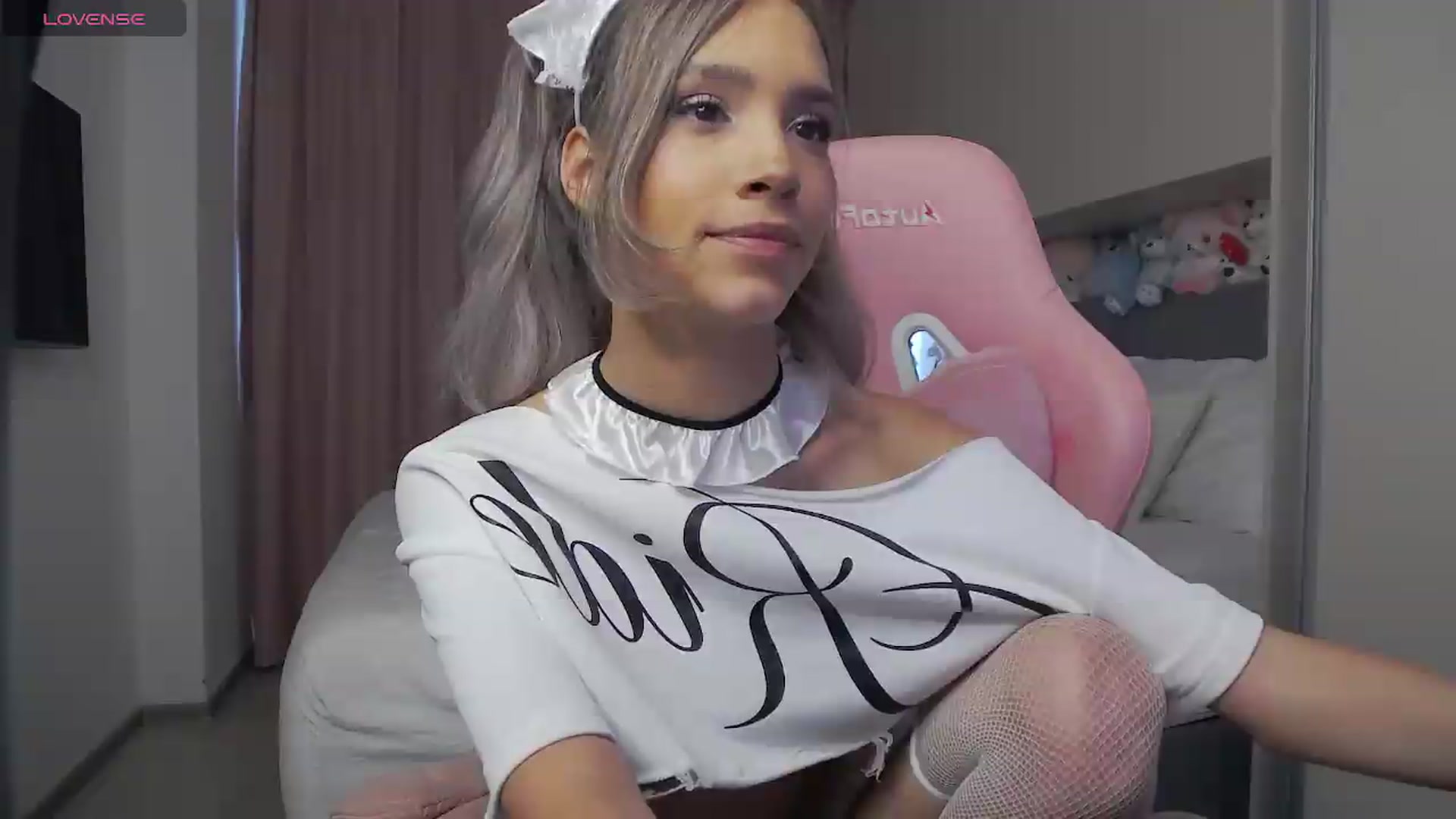 Gallery image thumbnail from Missionarydoll's myfreecams stream on, 06/20/2026, 15:54 image 6 of 20