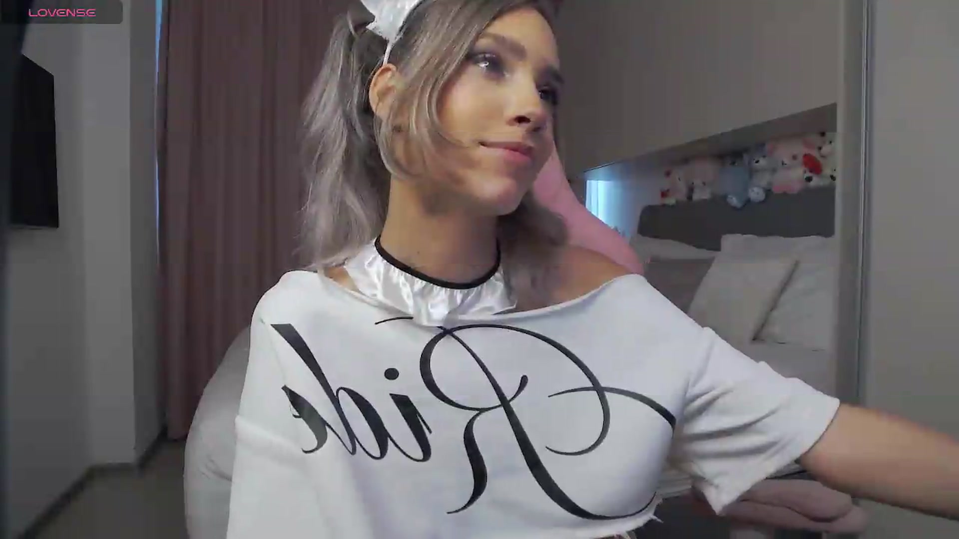 Gallery image thumbnail from Missionarydoll's myfreecams stream on, 06/20/2026, 15:54 image 15 of 20