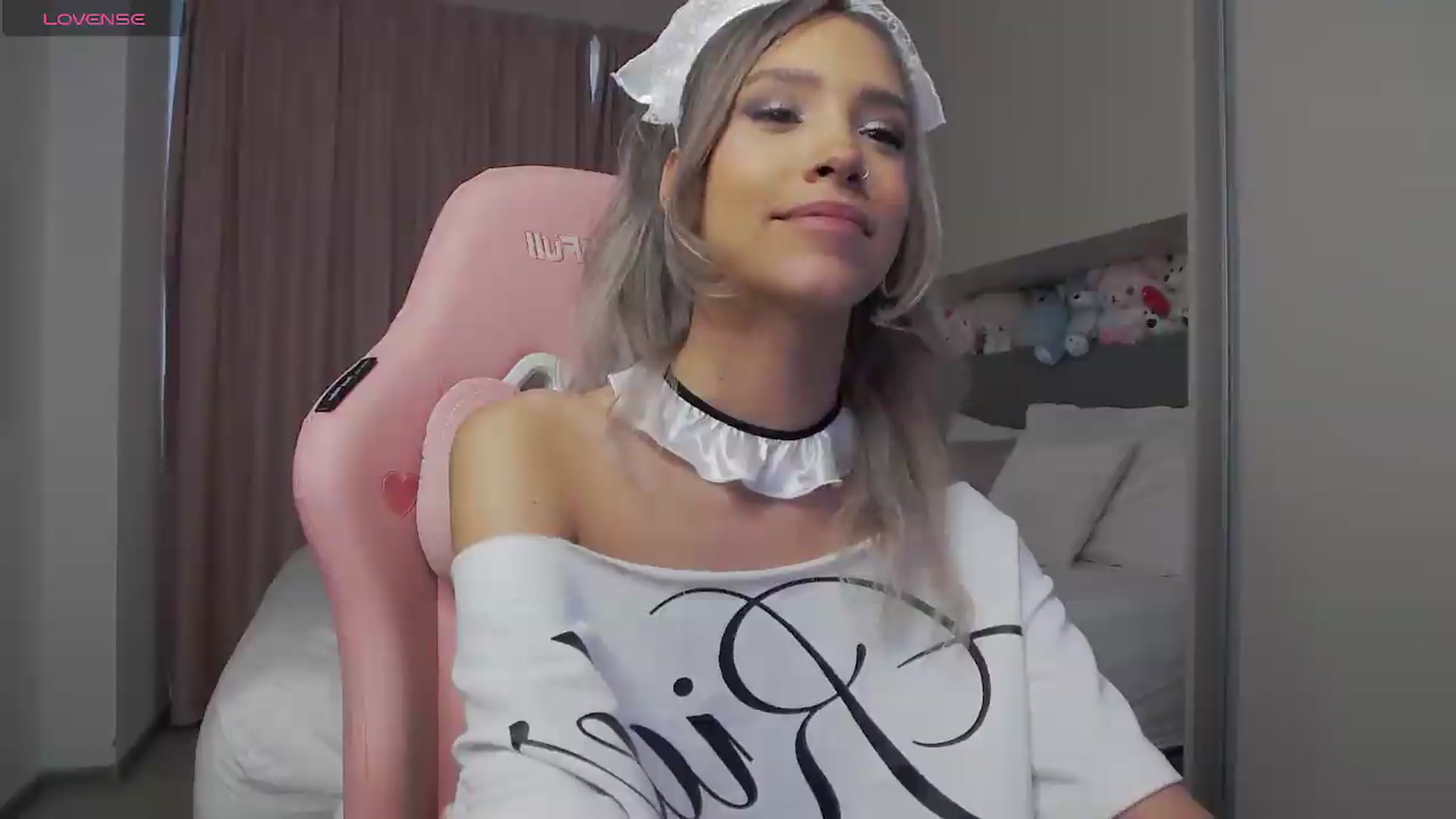 Gallery image thumbnail from Missionarydoll's myfreecams stream on, 06/20/2026, 16:49 image 13 of 20