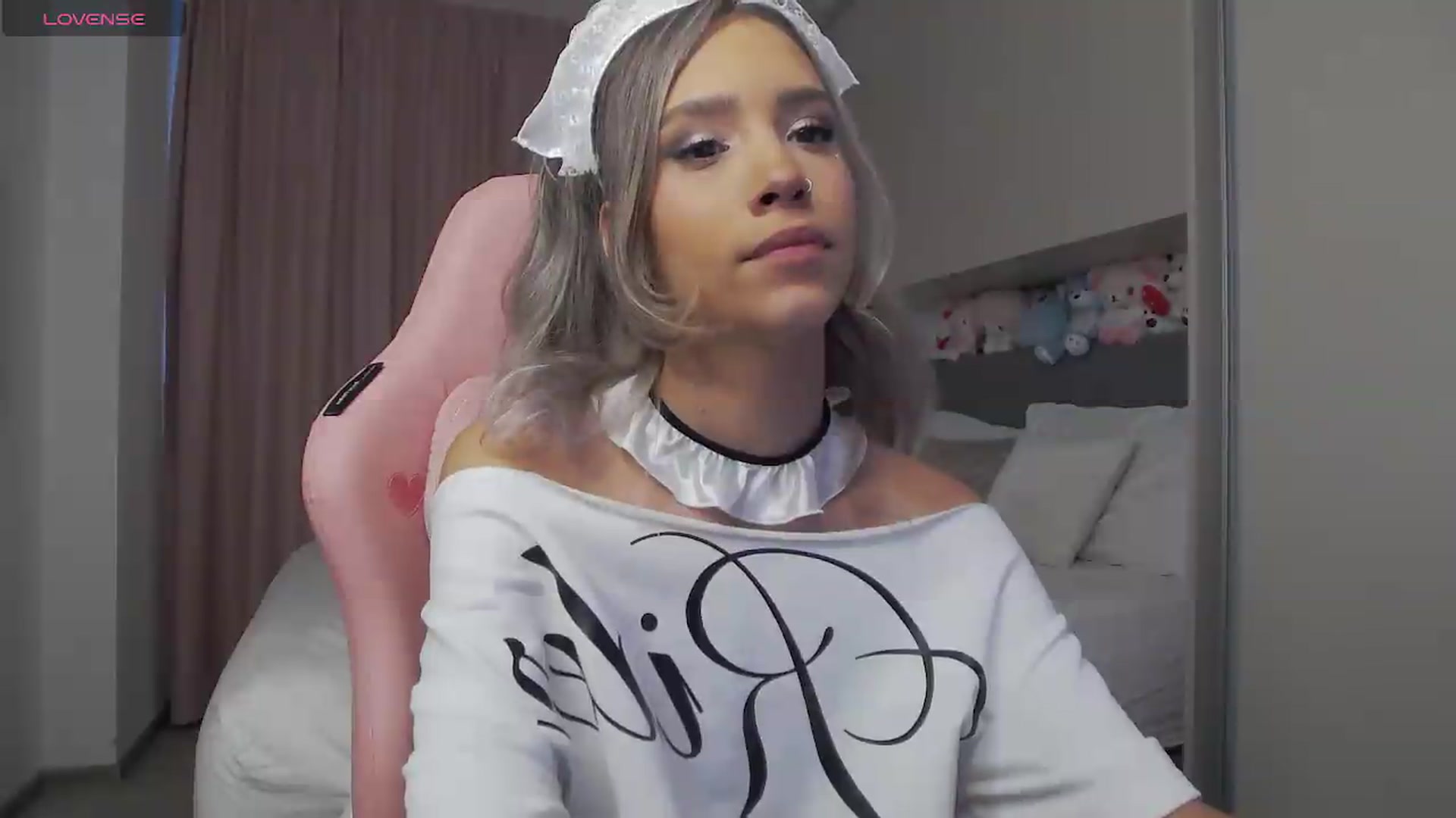 Gallery image thumbnail from Missionarydoll's myfreecams stream on, 06/20/2026, 16:49 image 19 of 20