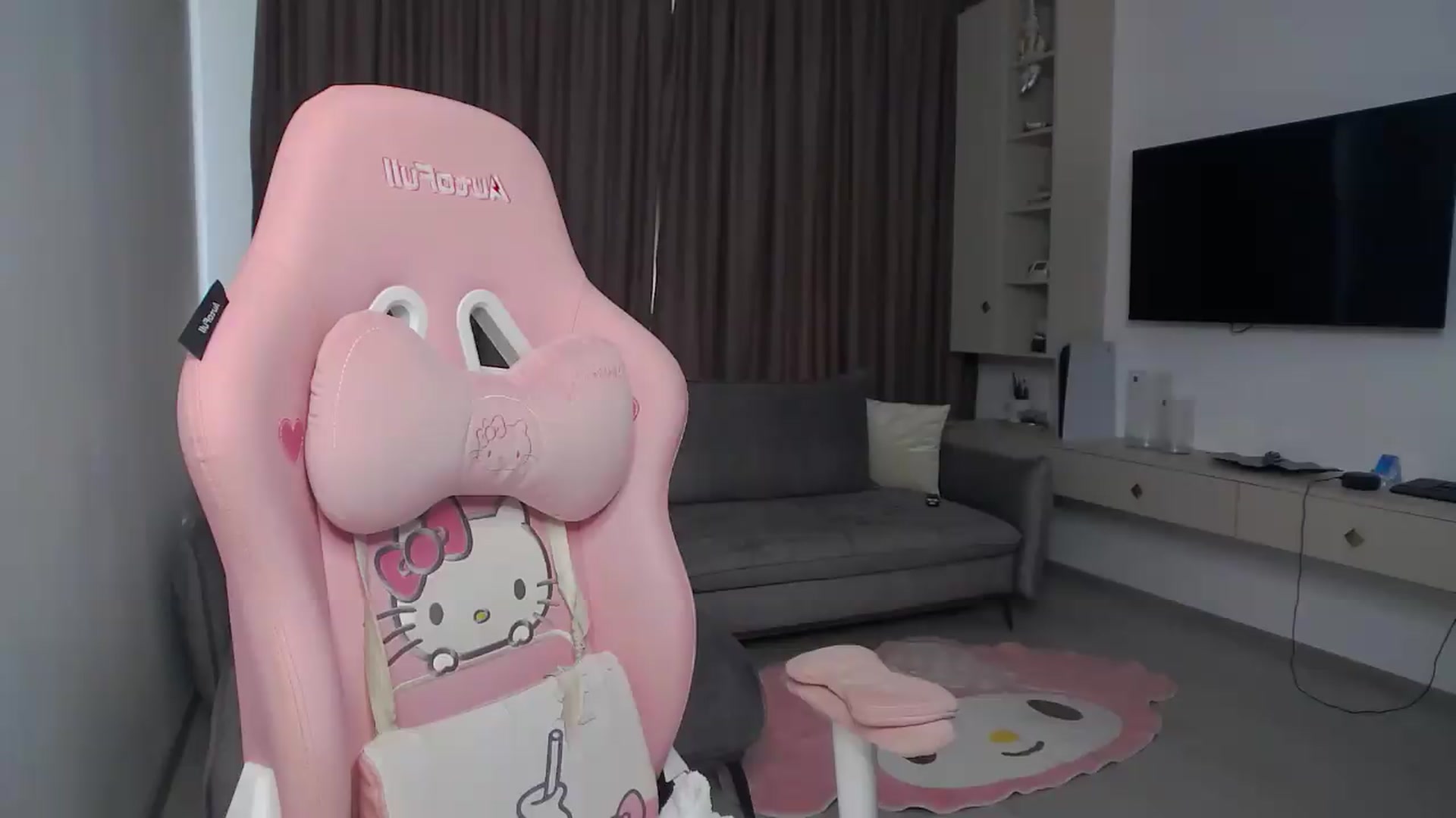 Gallery image thumbnail from Missionarydoll's myfreecams stream on, 08/05/2026, 15:39 image 13 of 20