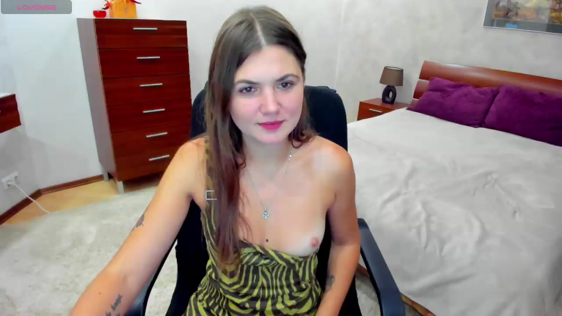 Gallery image thumbnail from MissisRo's myfreecams stream on, 09/03/2026, 13:19 image 7 of 20