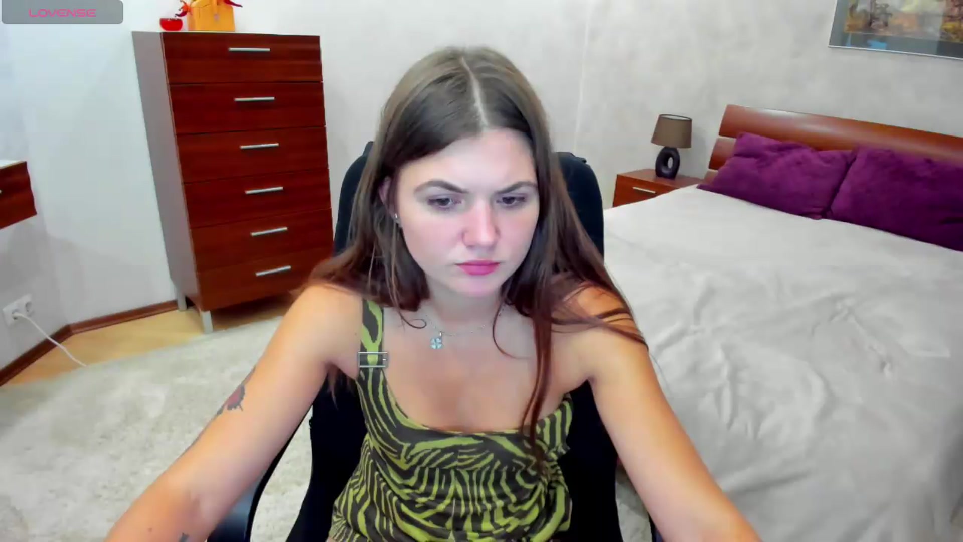 Gallery image thumbnail from MissisRo's myfreecams stream on, 09/03/2026, 13:19 image 17 of 20