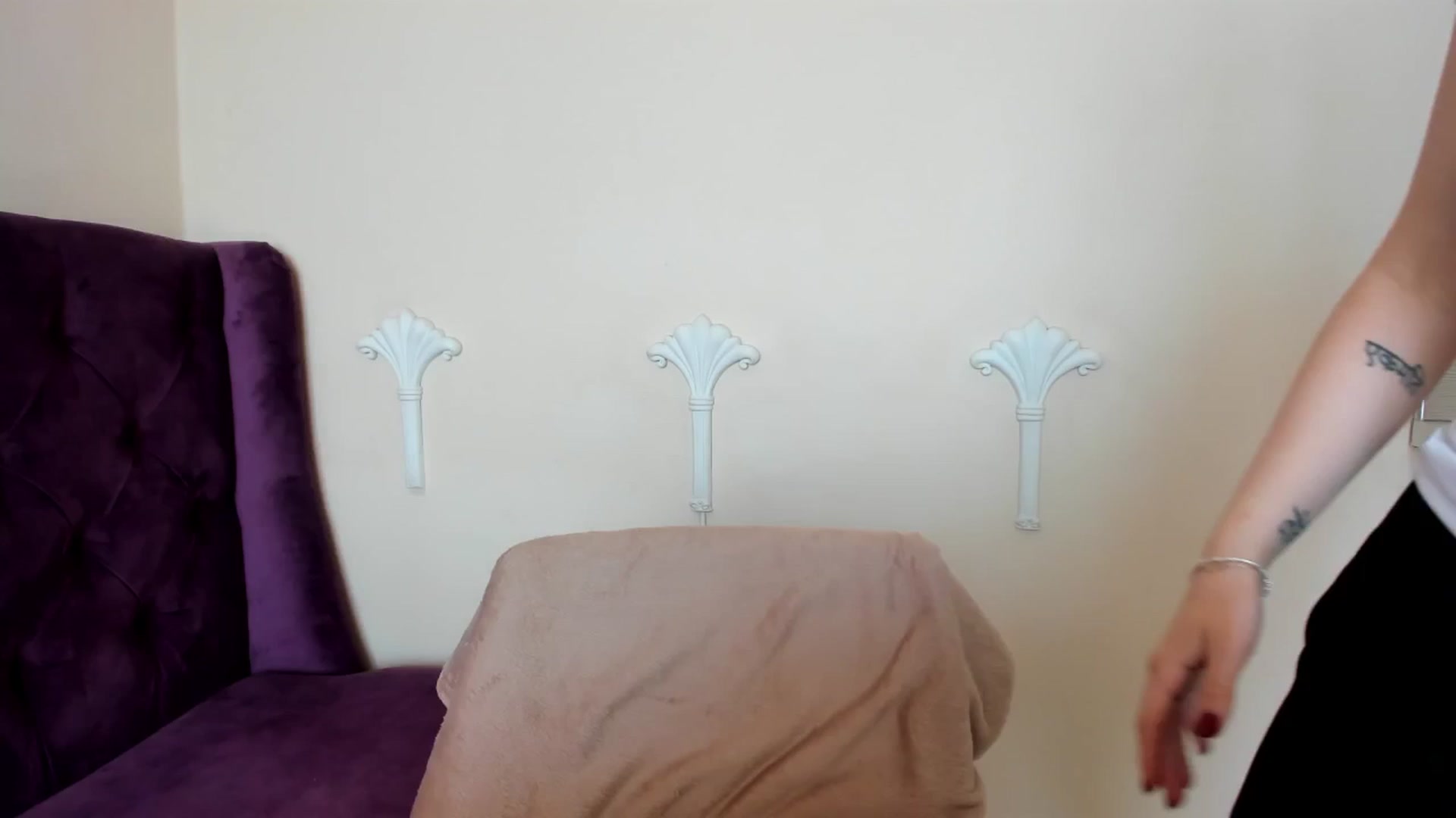 Gallery image thumbnail from MissisSheilla's myfreecams stream on, 06/15/2025, 11:07 image 4 of 20