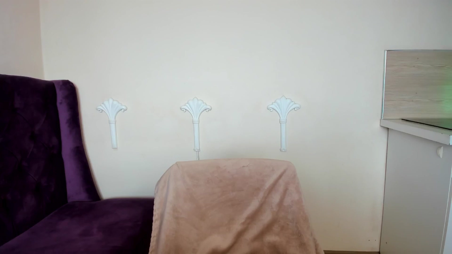 Gallery image thumbnail from MissisSheilla's myfreecams stream on, 06/30/2025, 09:41 image 9 of 20
