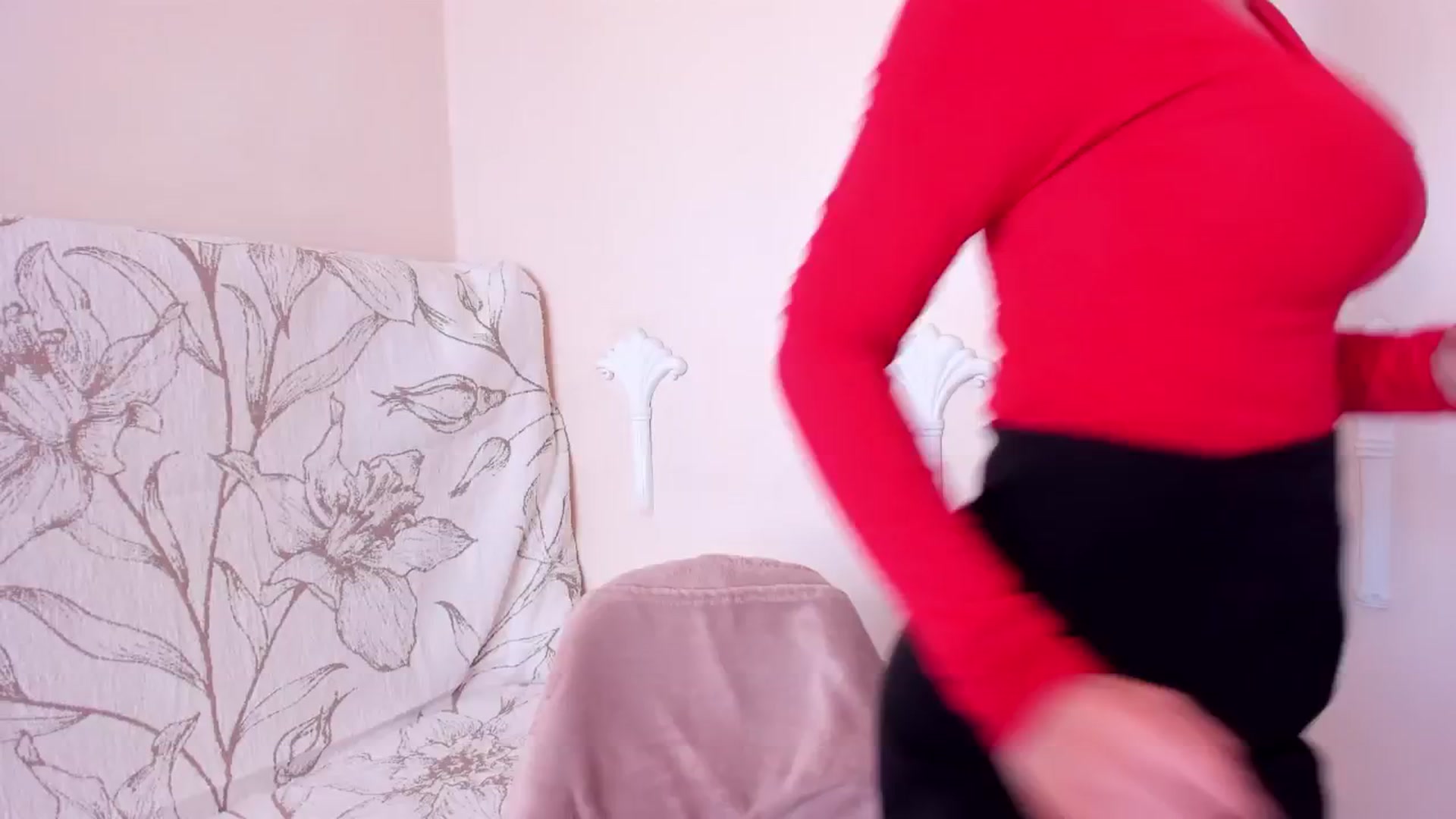 Gallery image thumbnail from MissisSheilla's myfreecams stream on, 07/13/2025, 15:38 image 6 of 20