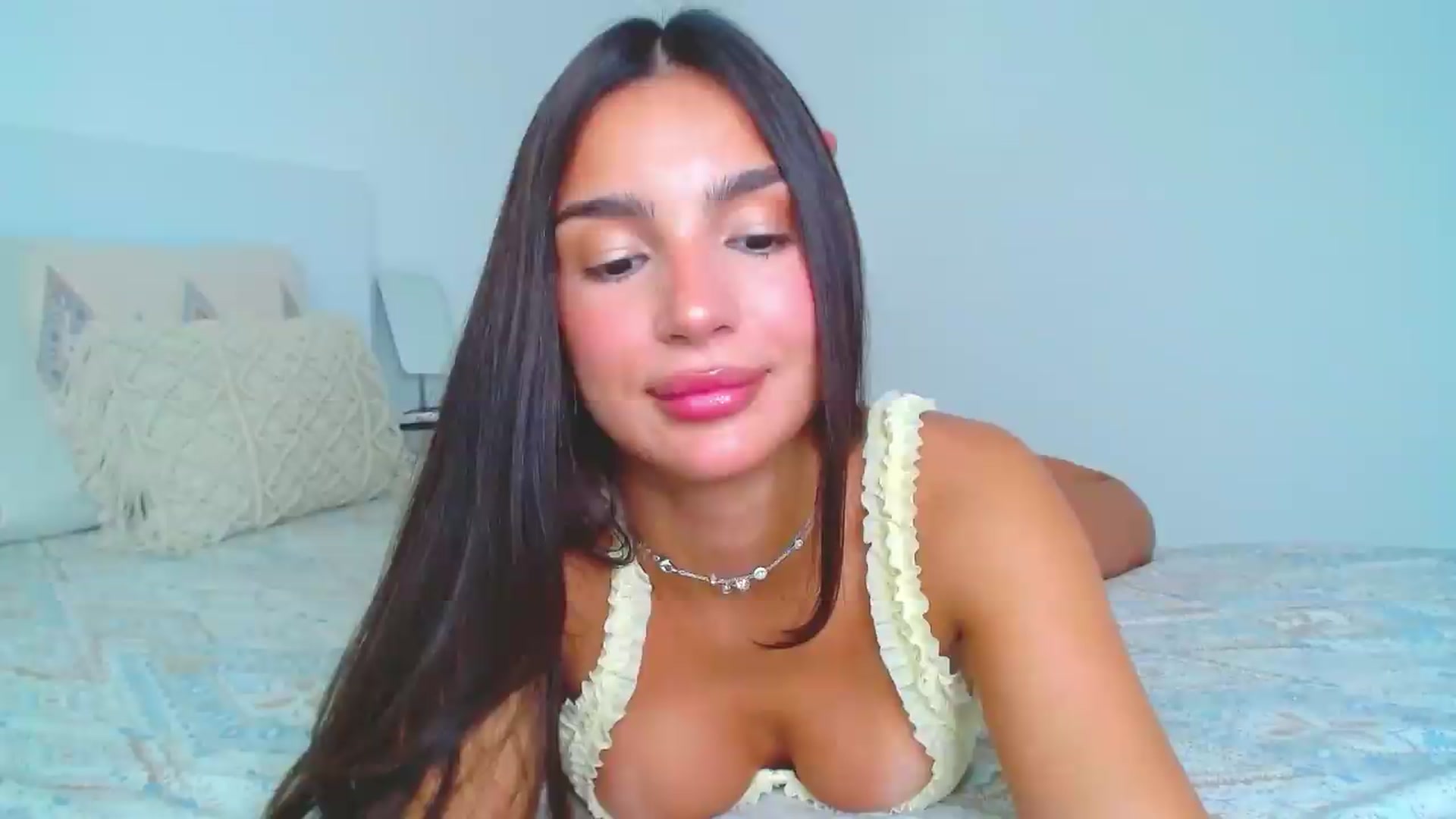 Gallery image thumbnail from Misskelly's myfreecams stream on, 07/30/2026, 13:55 image 1 of 20
