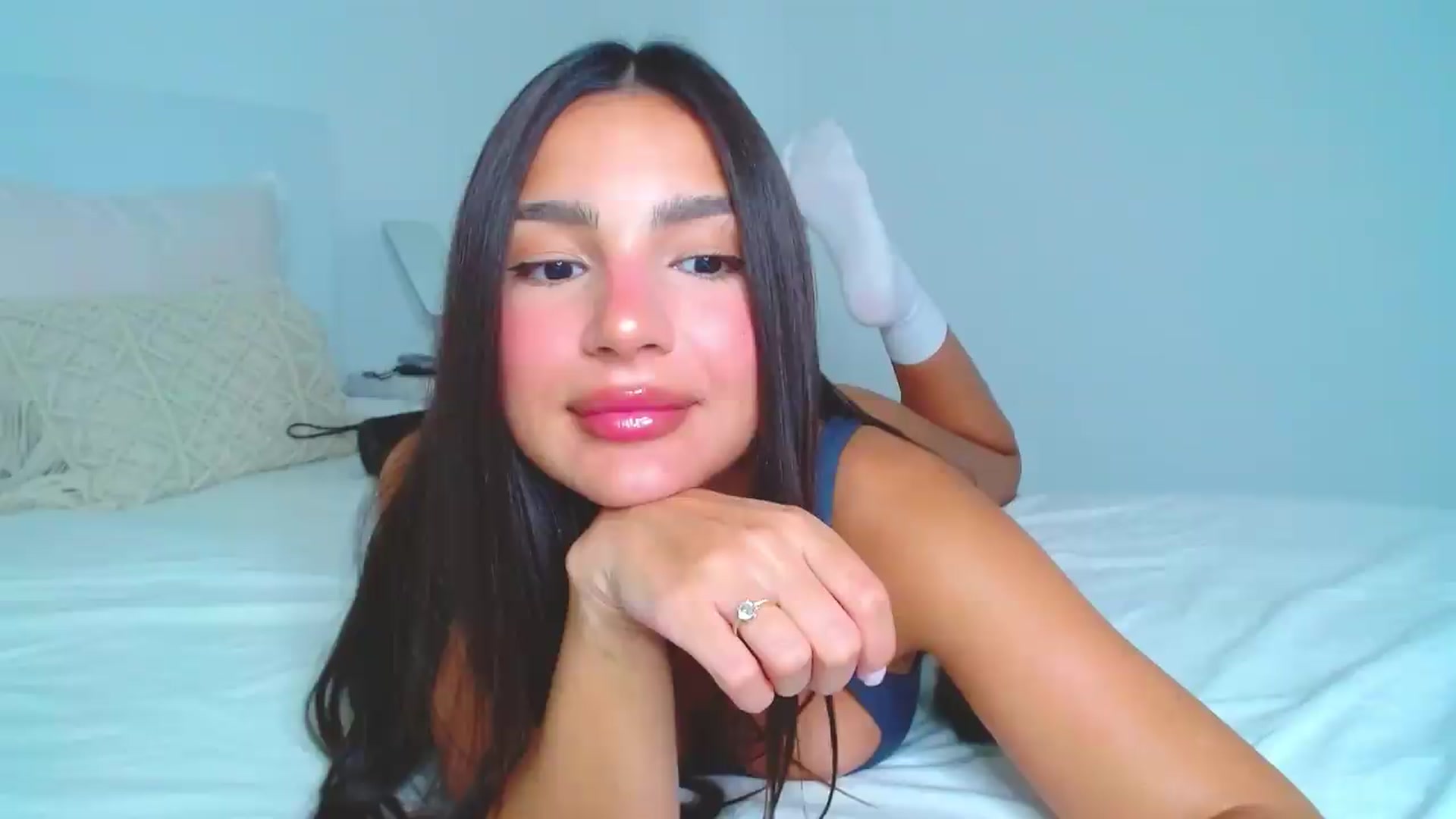 Gallery image thumbnail from Misskelly's myfreecams stream on, 08/04/2026, 15:33 image 10 of 20