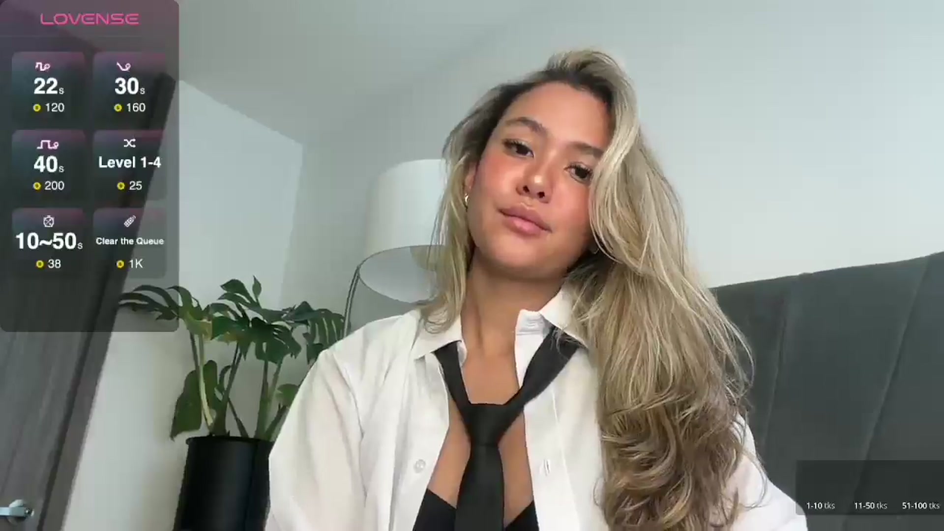 Gallery image thumbnail from Misslatin's myfreecams stream on, 06/29/2025, 19:18 image 18 of 20