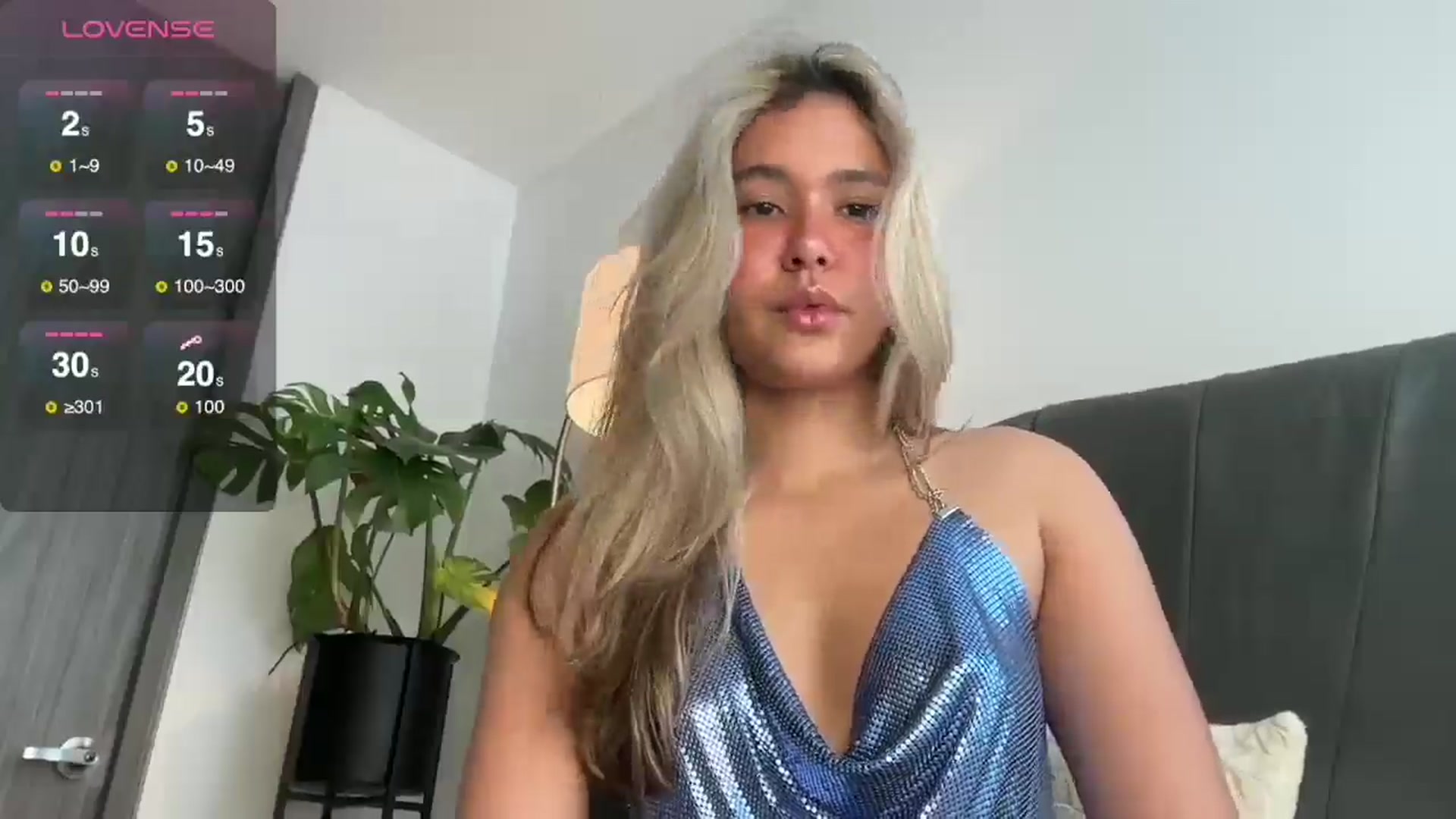 Gallery image thumbnail from Misslatin's myfreecams stream on, 07/18/2025, 19:07 image 13 of 20