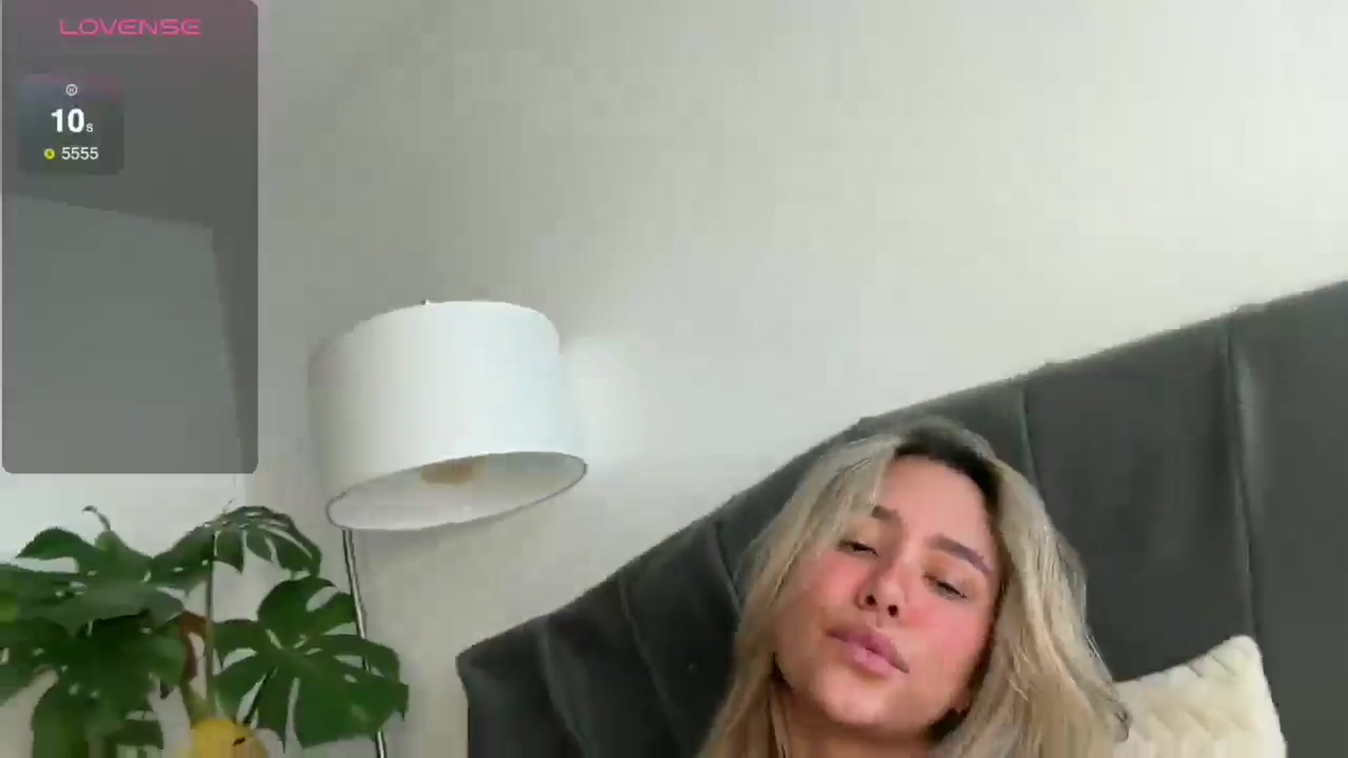 Gallery image thumbnail from Misslatin's myfreecams stream on, 07/30/2025, 19:04 image 12 of 20