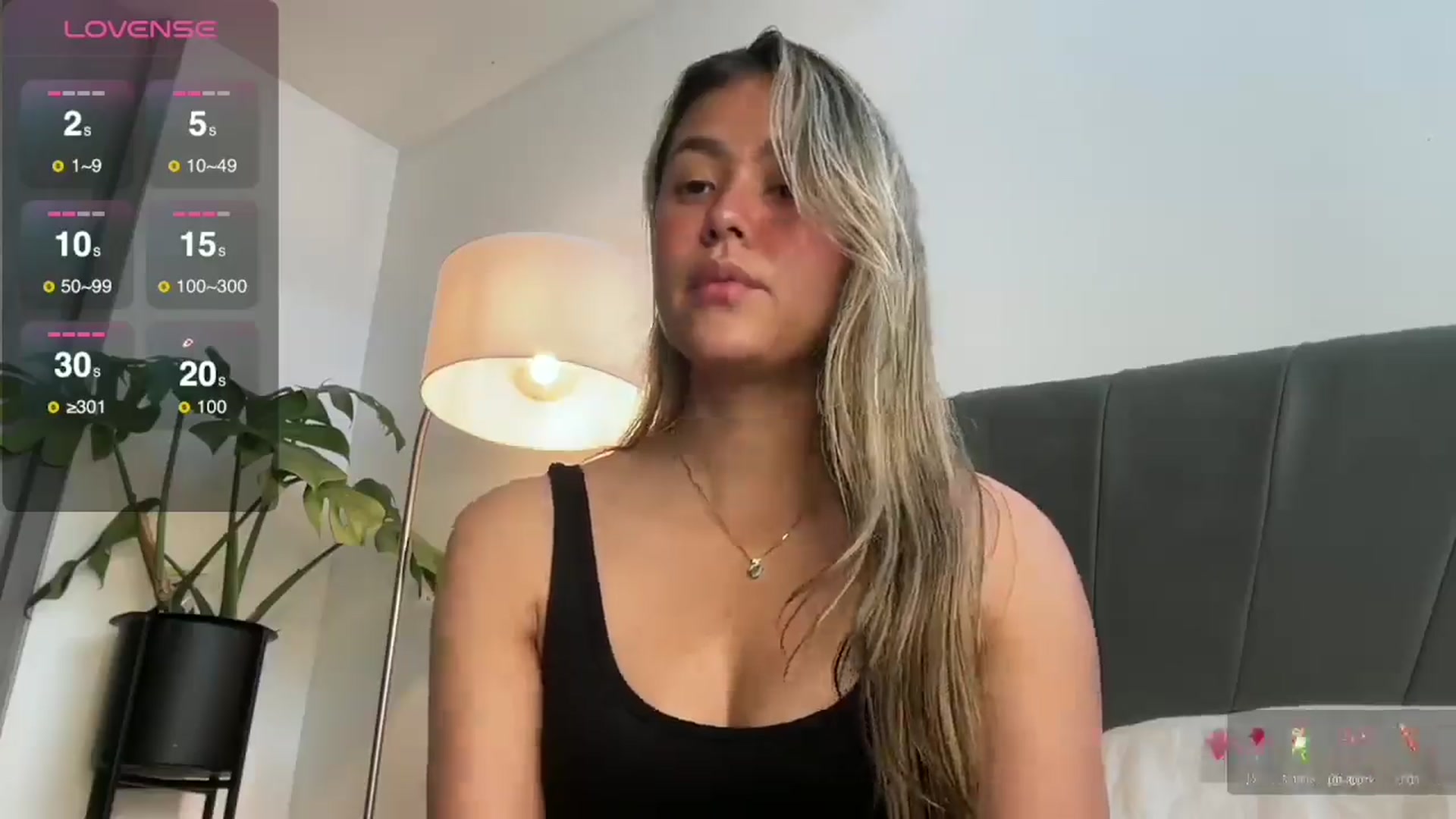 Gallery image thumbnail from Misslatin's myfreecams stream on, 09/27/2025, 18:57 image 13 of 20