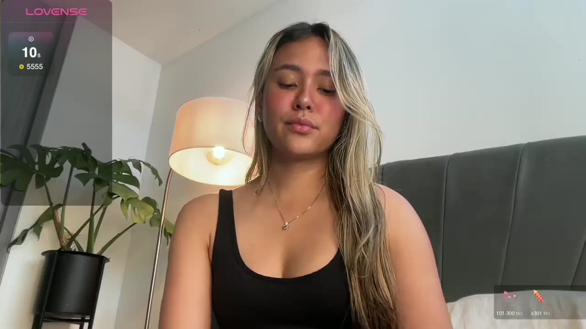 Gallery image thumbnail from Misslatin's myfreecams stream on, 09/27/2025, 18:57 image 9 of 20