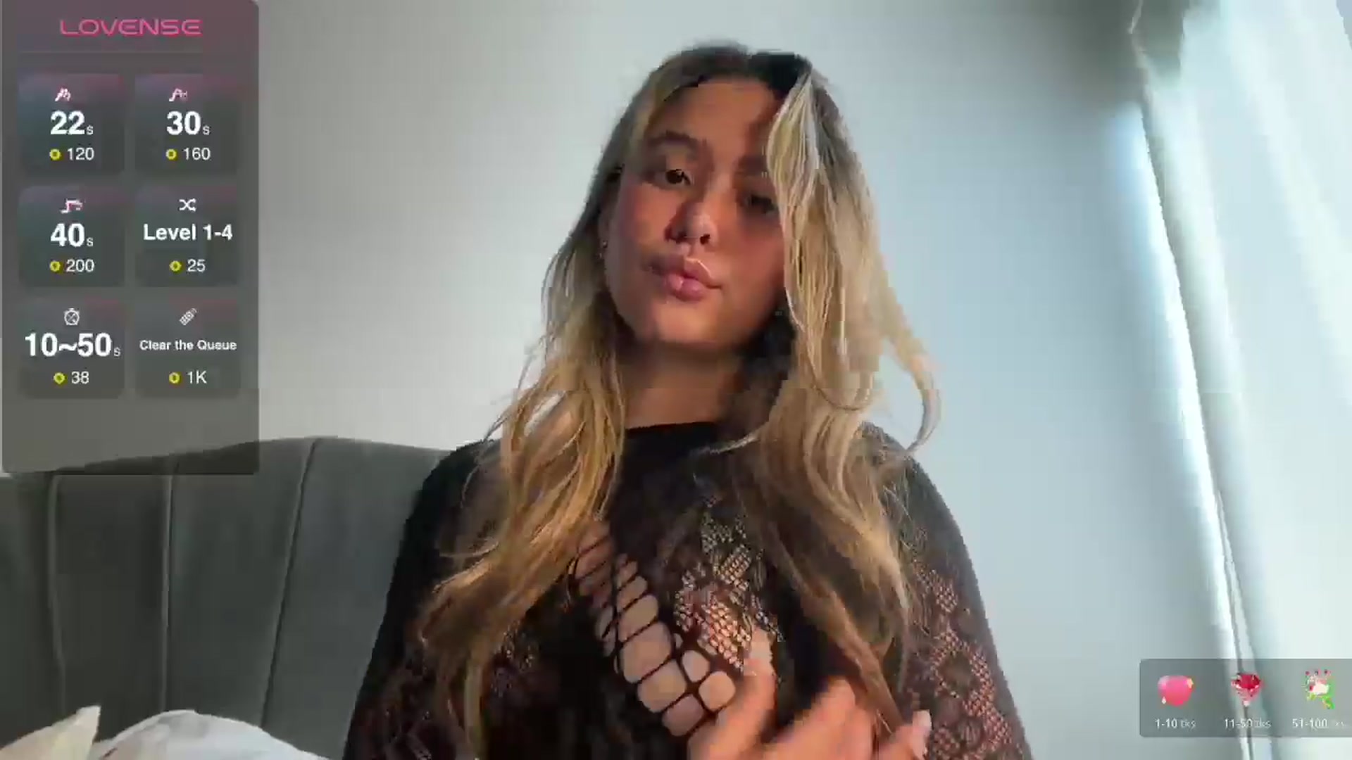 Gallery image thumbnail from Misslatin's myfreecams stream on, 11/10/2025, 19:18 image 6 of 20