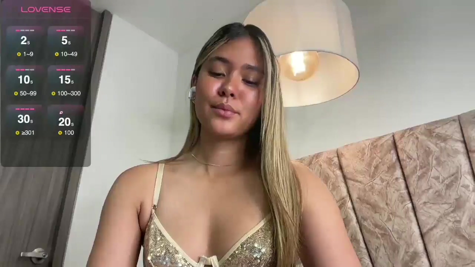 Gallery image thumbnail from Misslatin's myfreecams stream on, 02/22/2026, 18:14 image 15 of 20