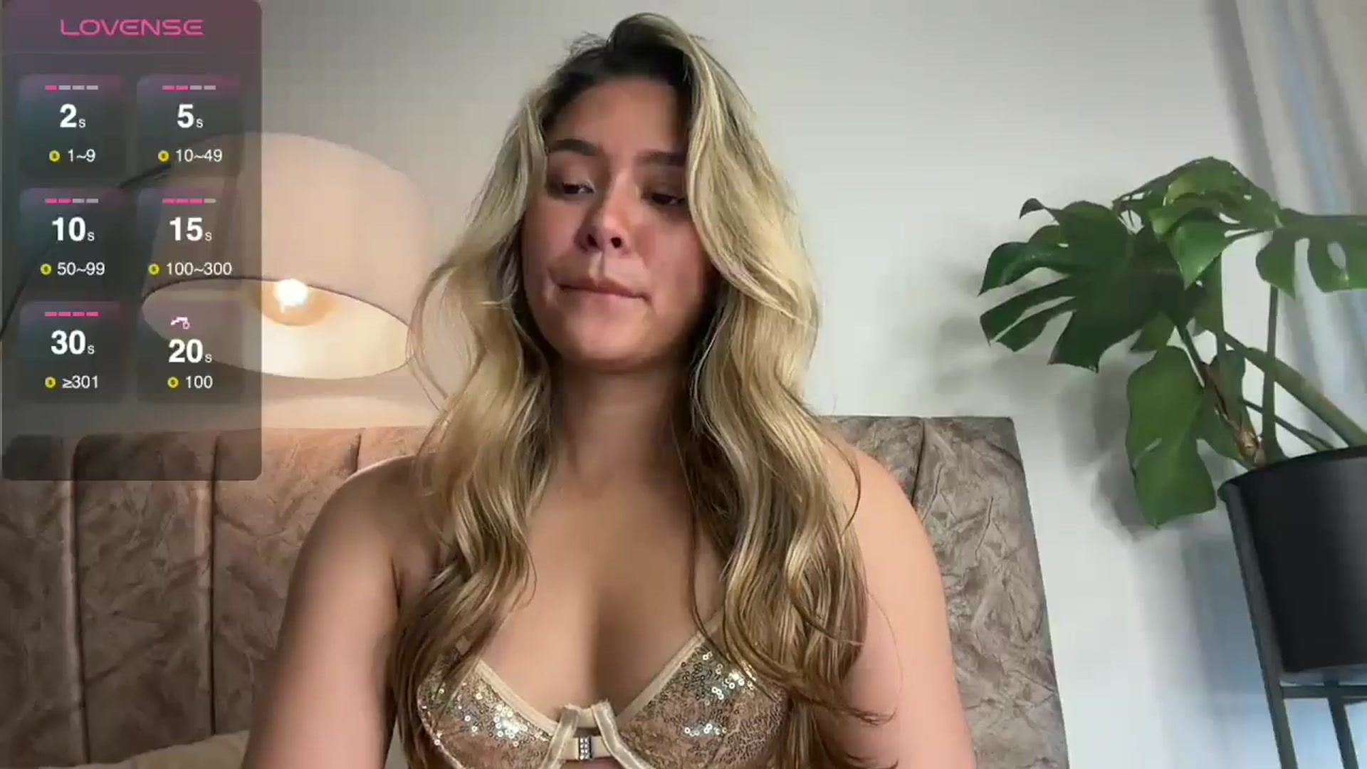 Gallery image thumbnail from Misslatin's myfreecams stream on, 03/09/2026, 18:47 image 20 of 20