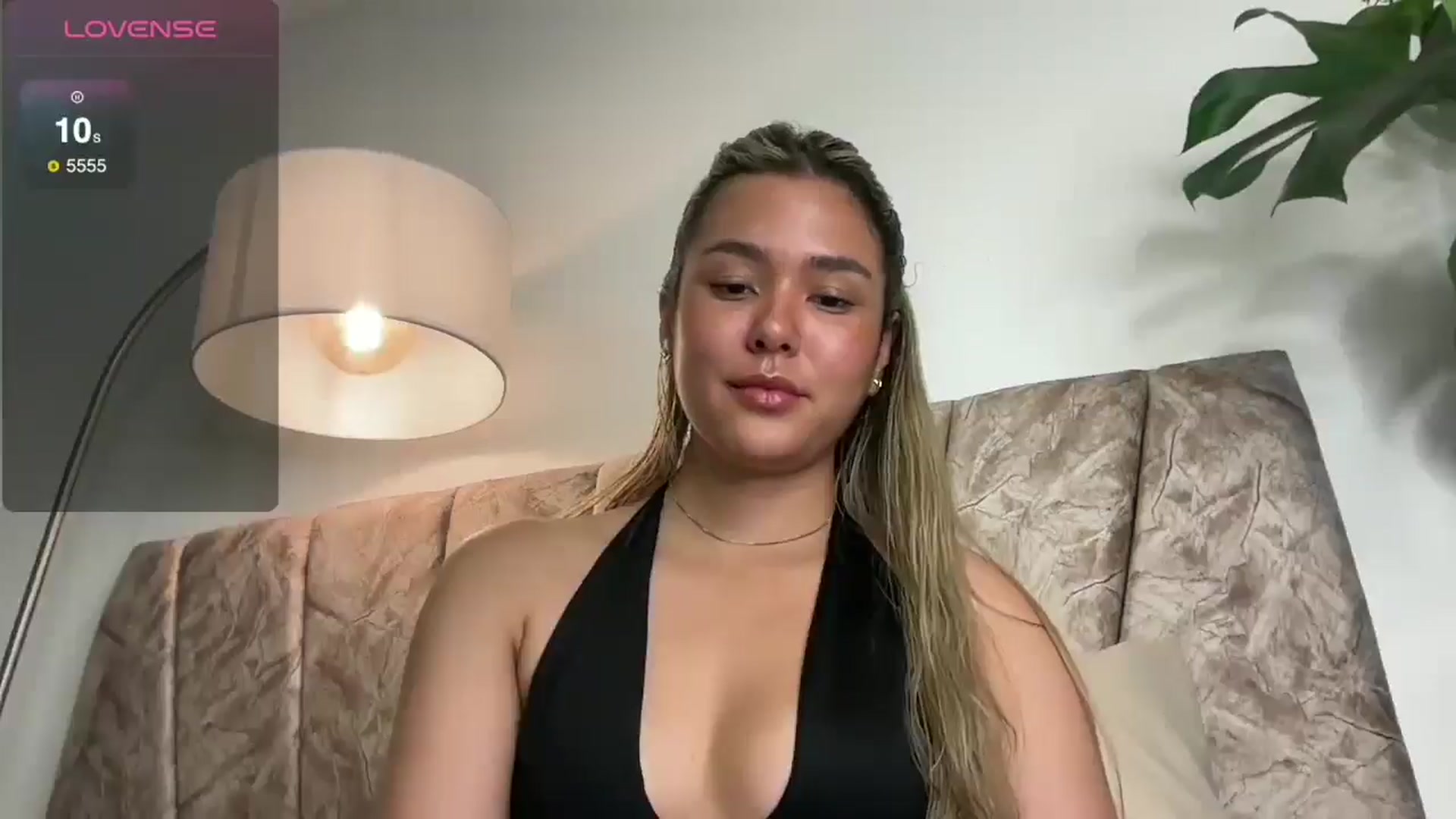 Gallery image thumbnail from Misslatin's myfreecams stream on, 03/28/2026, 18:40 image 9 of 20