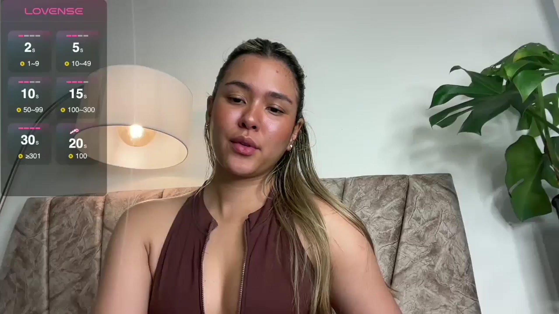 Gallery image thumbnail from Misslatin's myfreecams stream on, 04/06/2026, 18:56 image 13 of 20