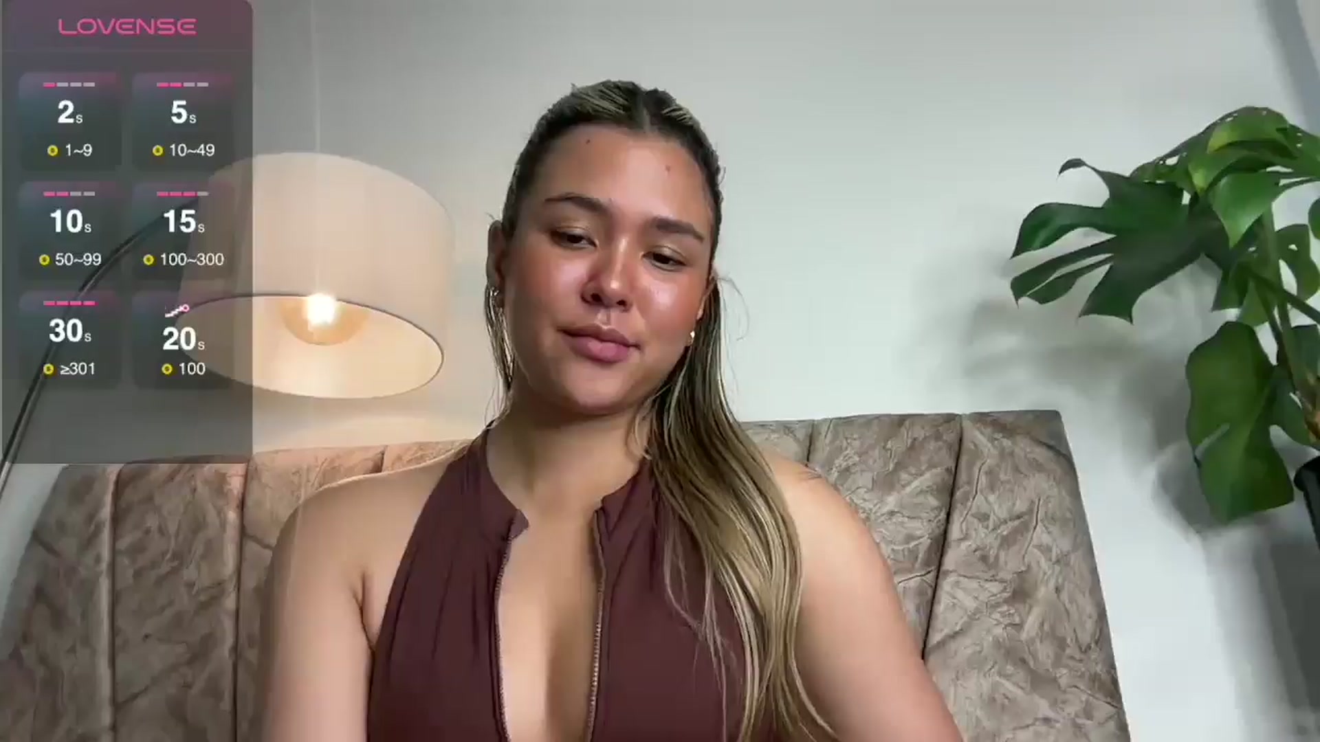 Gallery image thumbnail from Misslatin's myfreecams stream on, 04/06/2026, 18:56 image 12 of 20