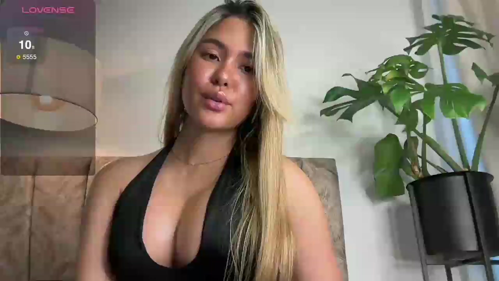 Gallery image thumbnail from Misslatin's myfreecams stream on, 05/11/2026, 18:26 image 19 of 20