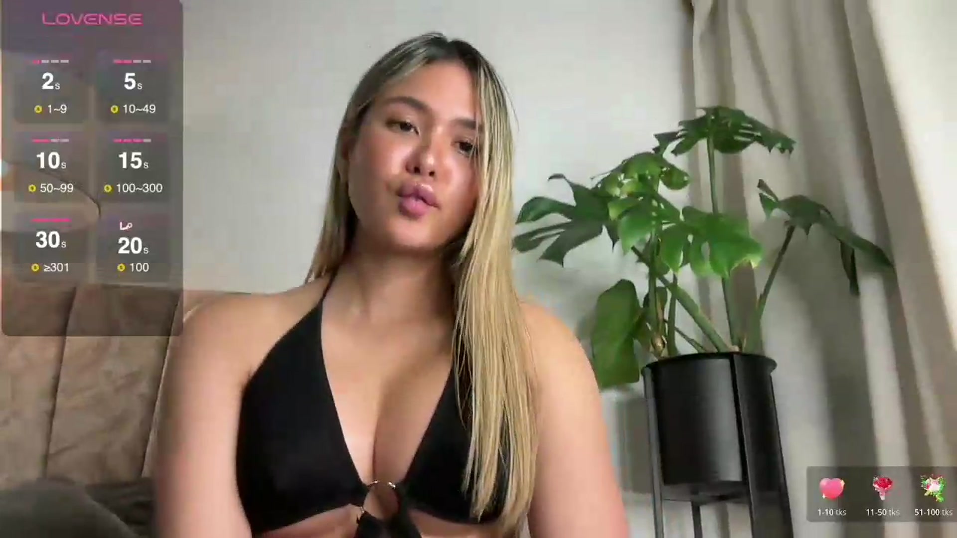 Gallery image thumbnail from Misslatin's myfreecams stream on, 05/17/2026, 03:54 image 14 of 20