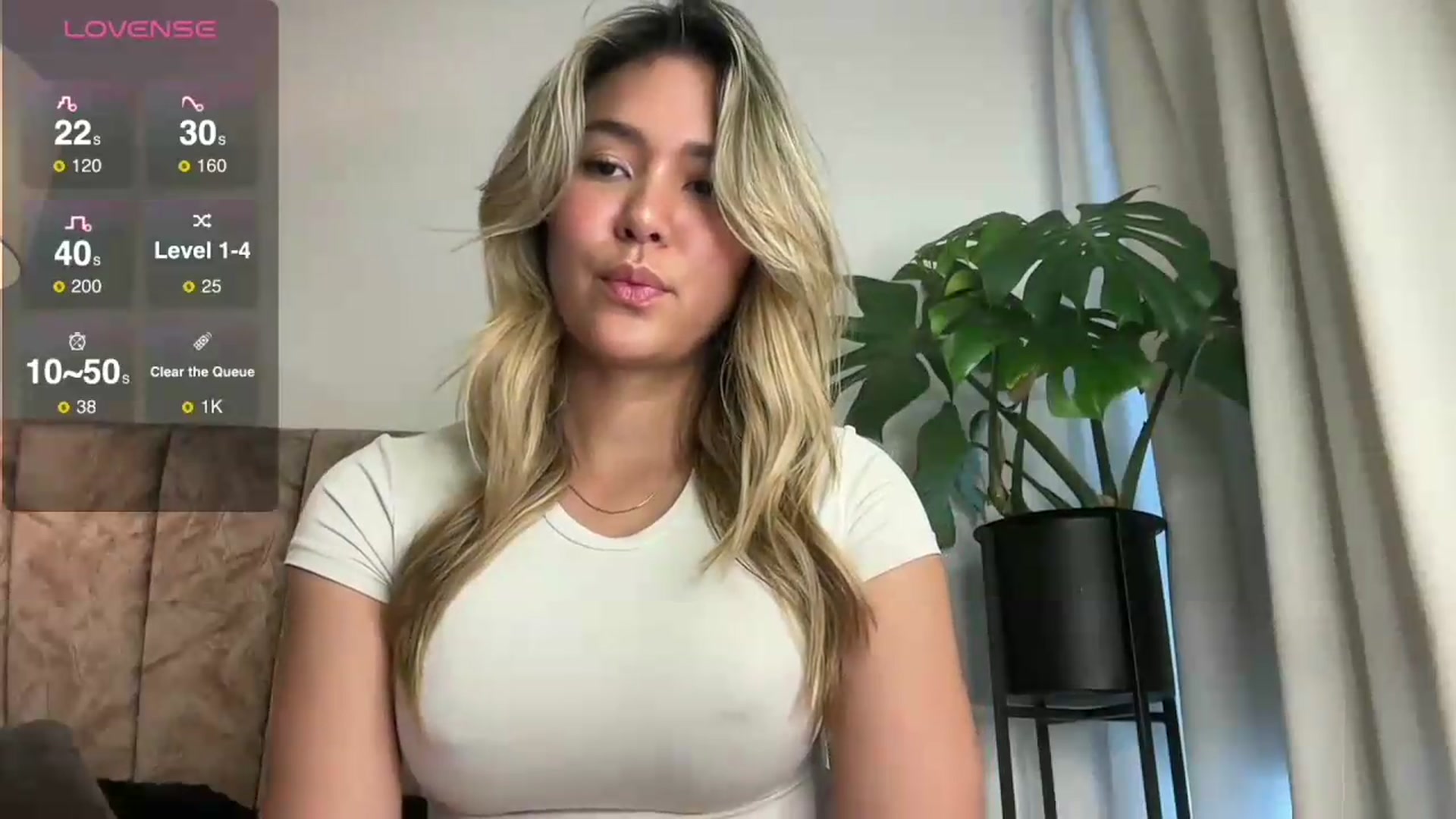 Gallery image thumbnail from Misslatin's myfreecams stream on, 07/09/2026, 18:23 image 12 of 20
