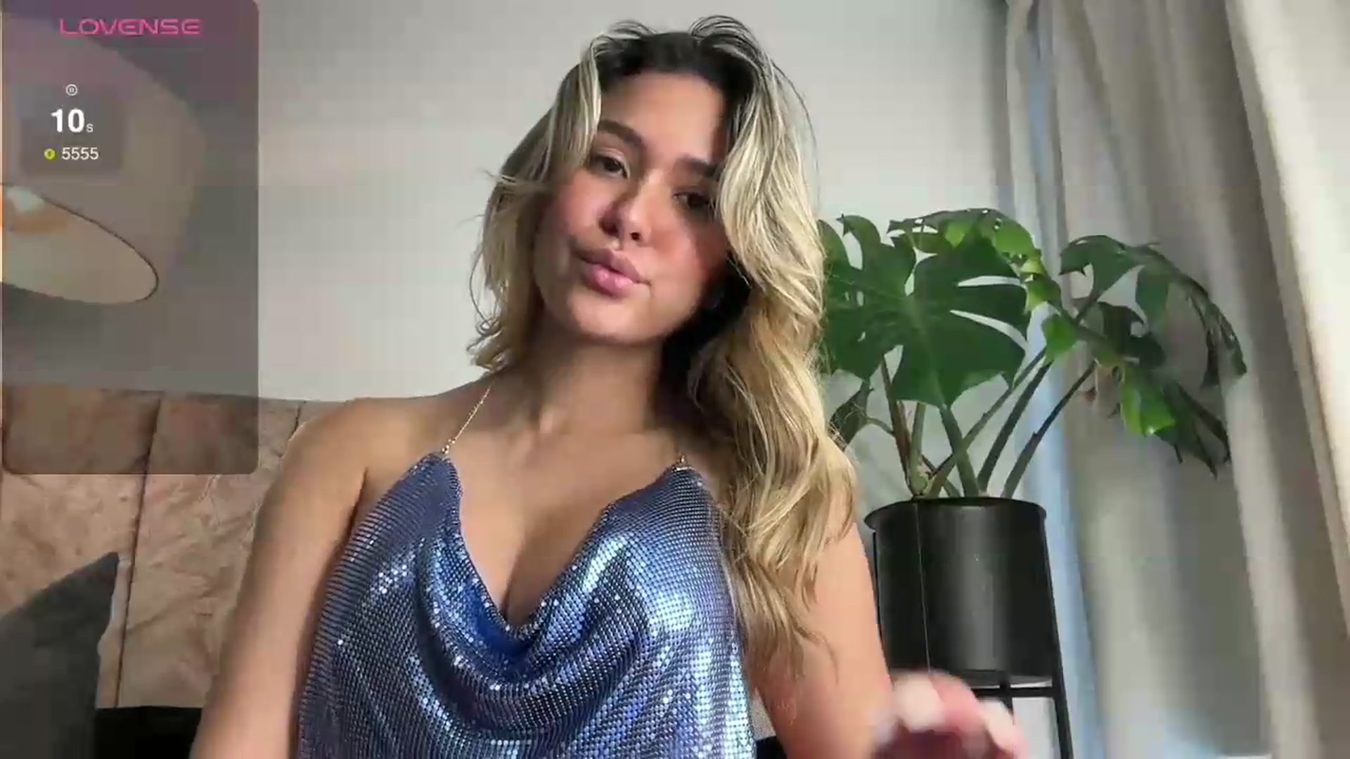 Gallery image thumbnail from Misslatin's myfreecams stream on, 08/09/2026, 18:25 image 7 of 20