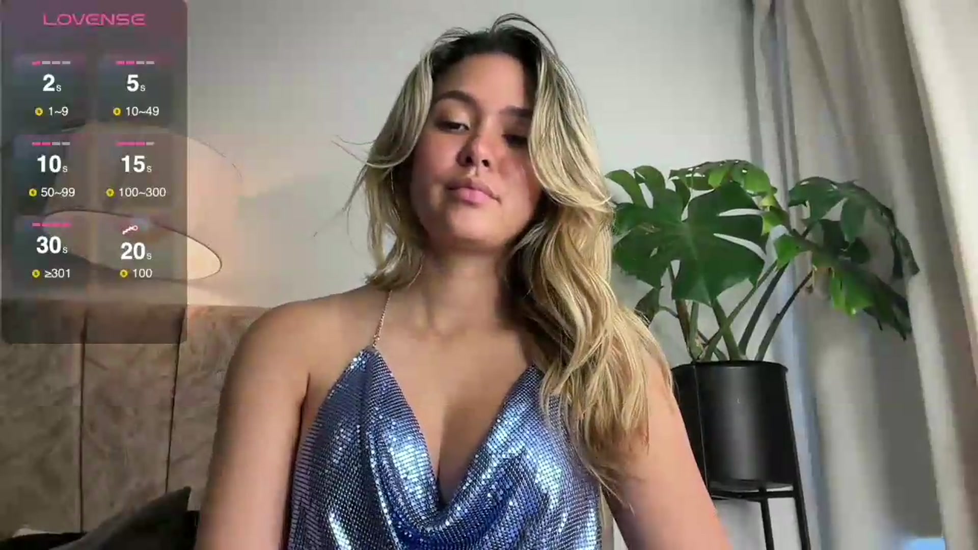 Gallery image thumbnail from Misslatin's myfreecams stream on, 08/09/2026, 20:41 image 10 of 20