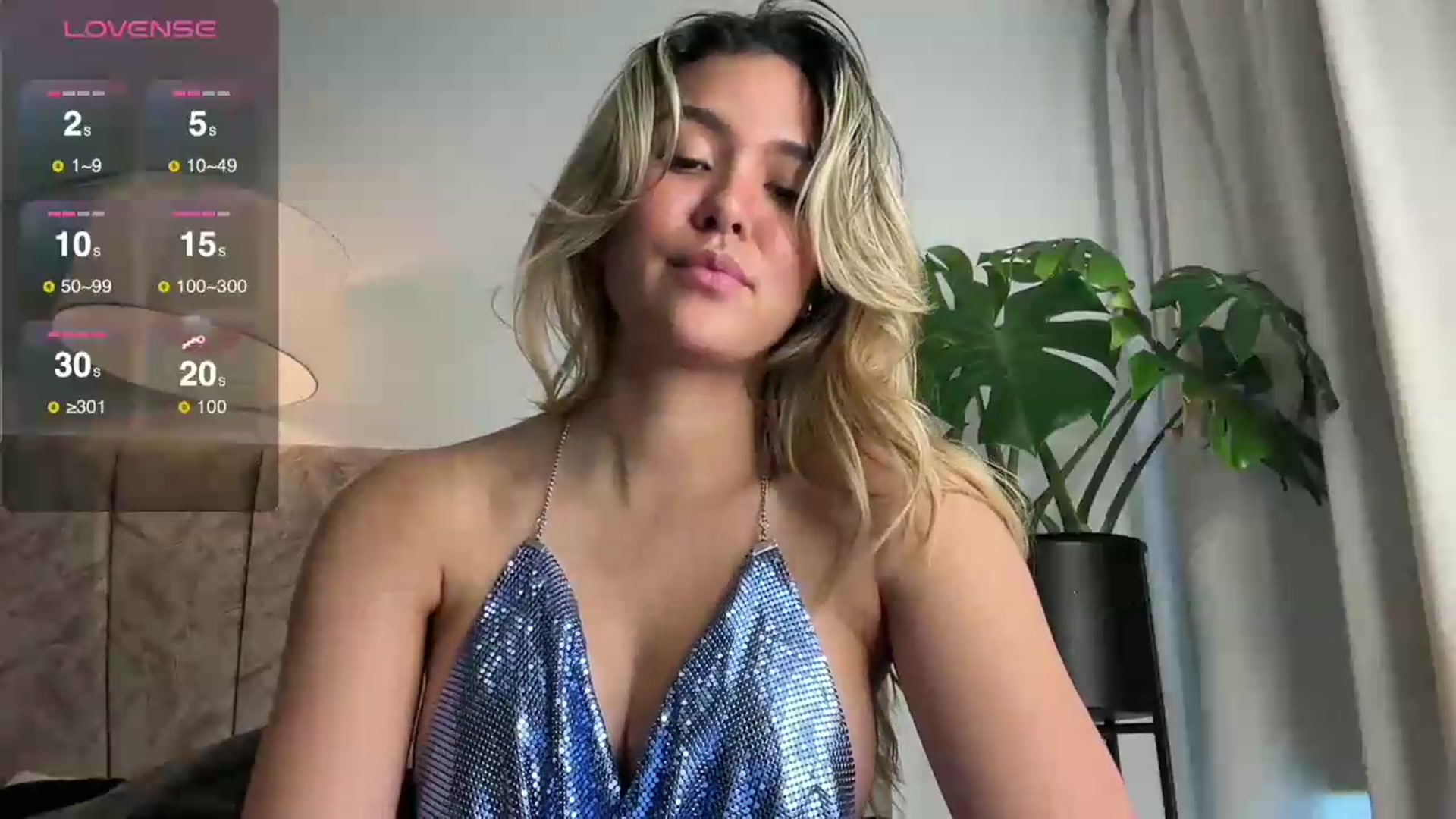 Gallery image thumbnail from Misslatin's myfreecams stream on, 08/09/2026, 20:41 image 14 of 20