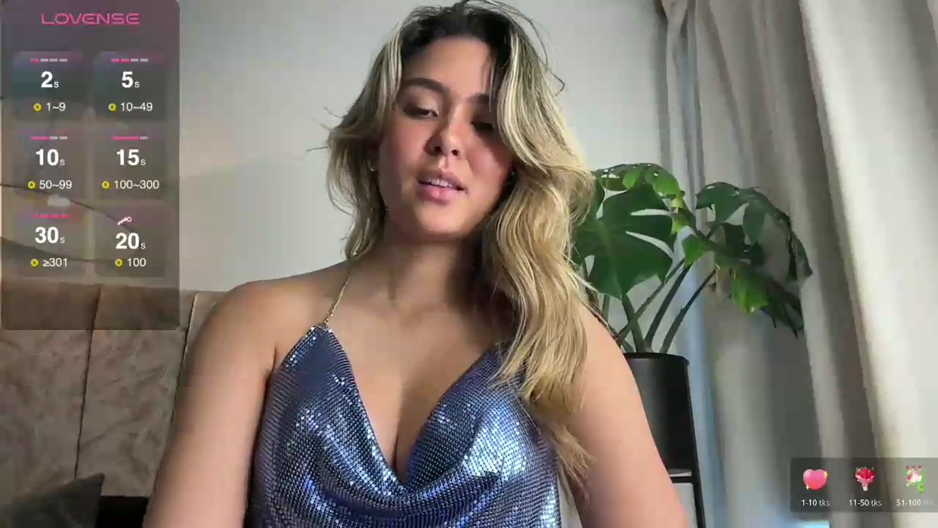 Gallery image thumbnail from Misslatin's myfreecams stream on, 08/09/2026, 20:41 image 6 of 20