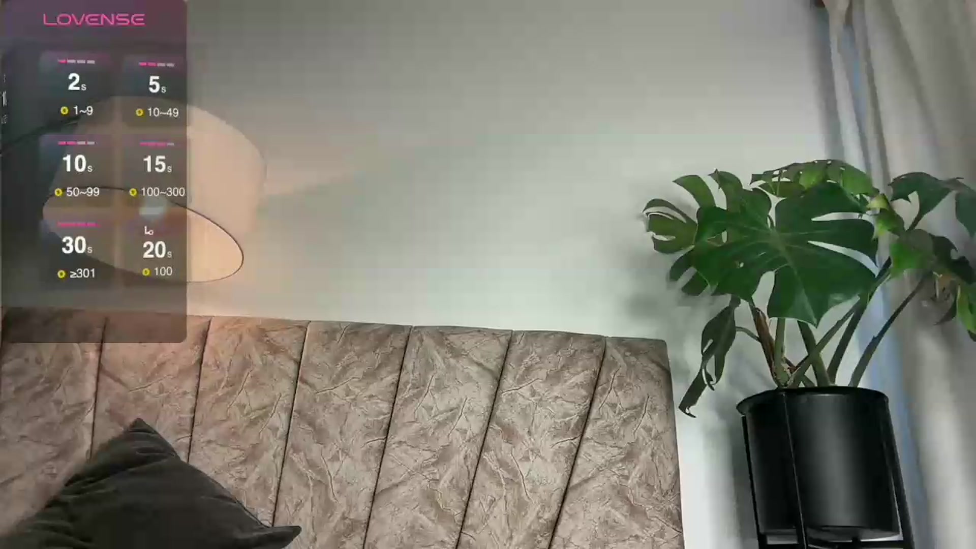 Gallery image thumbnail from Misslatin's myfreecams stream on, 08/17/2026, 19:40 image 19 of 20