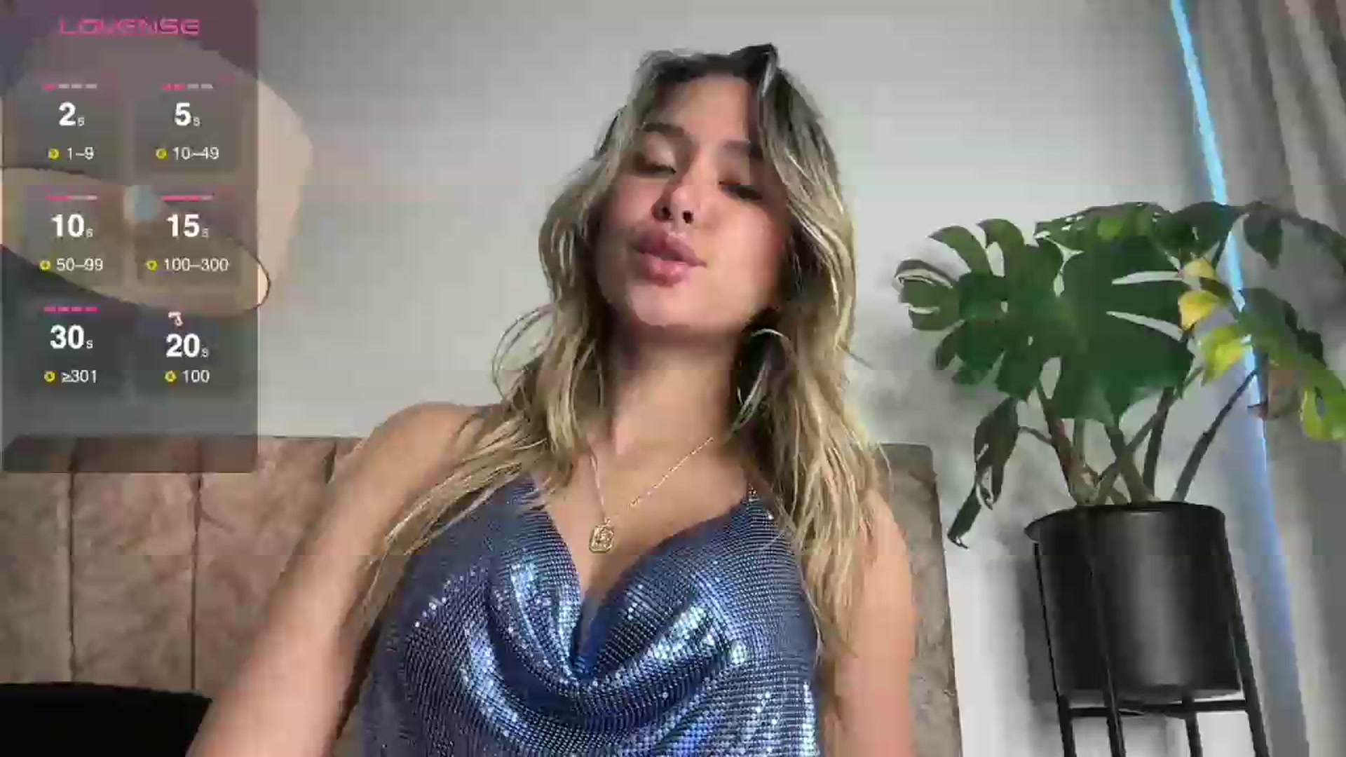 Gallery image thumbnail from Misslatin's myfreecams stream on, 08/30/2026, 20:27 image 6 of 20
