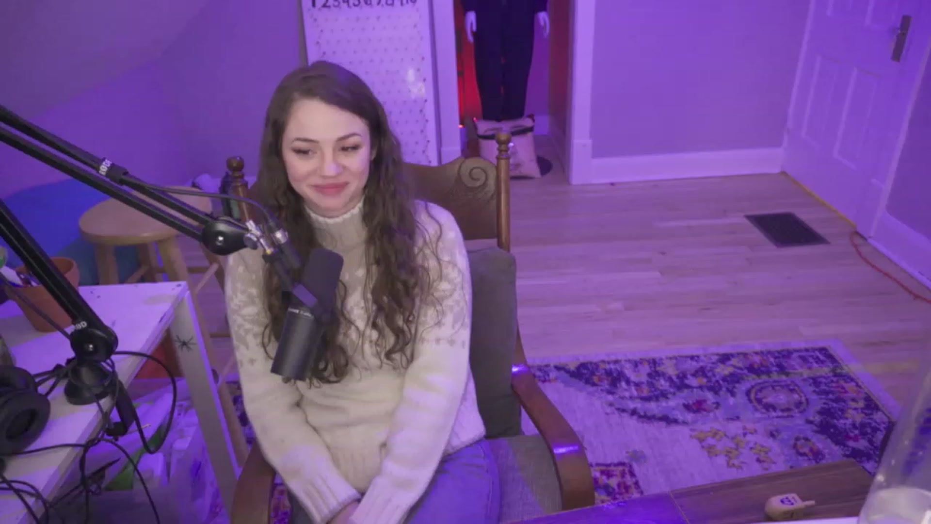 Gallery image thumbnail from MissleToes's myfreecams stream on, 12/26/2022, 08:55 image 14 of 20