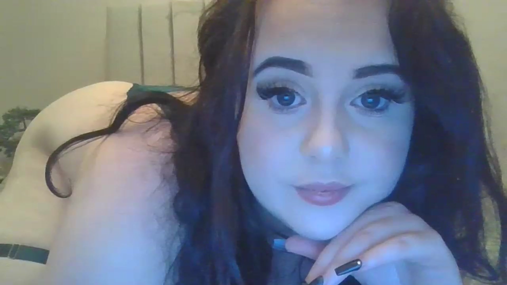 Gallery image thumbnail from Missmacygrayy's myfreecams stream on, 02/26/2023, 12:35 image 2 of 20
