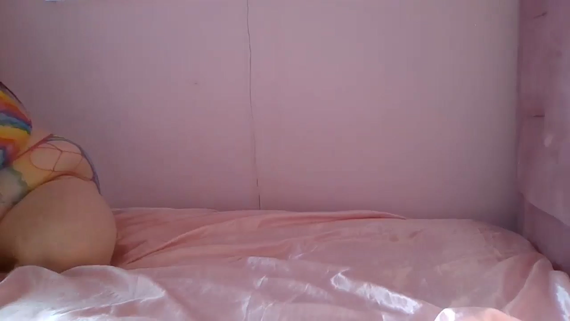 Gallery image thumbnail from Missmacygrayy's myfreecams stream on, 06/23/2024, 17:37 image 5 of 20