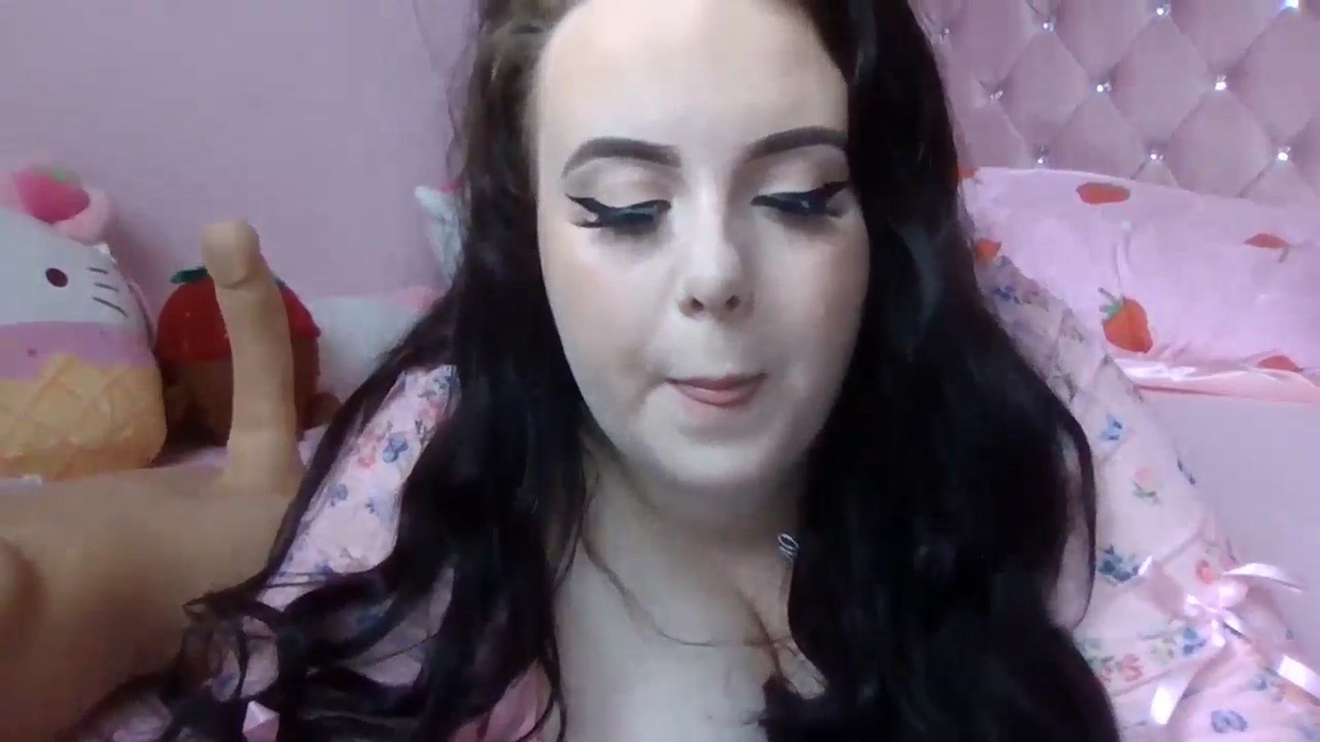 Gallery image thumbnail from Missmacygrayy's myfreecams stream on, 07/07/2024, 14:37 image 12 of 20