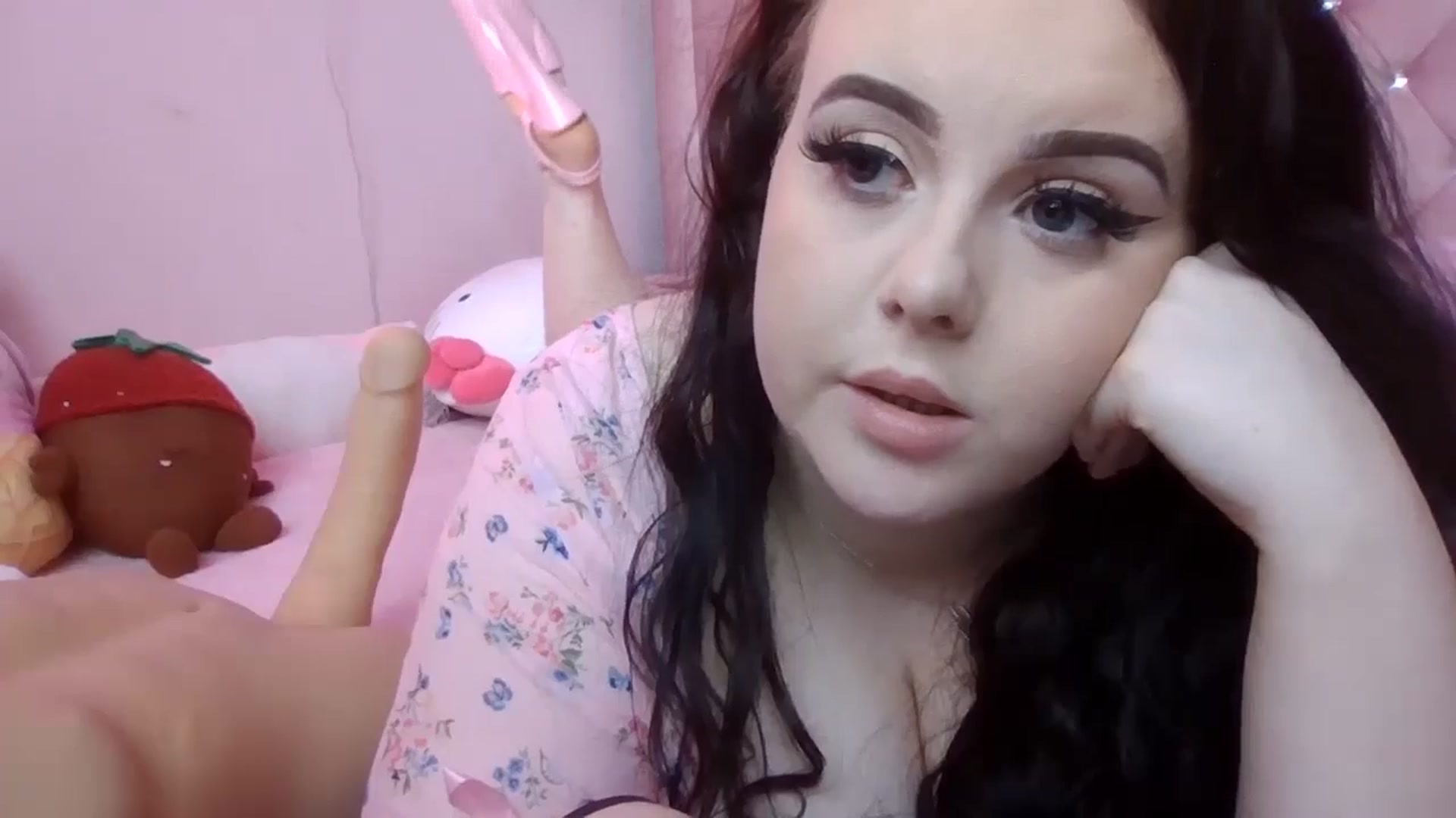 Gallery image thumbnail from Missmacygrayy's myfreecams stream on, 07/07/2024, 16:36 image 18 of 20