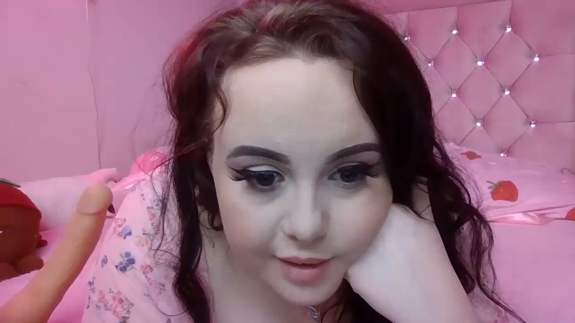 Gallery image thumbnail from Missmacygrayy's myfreecams stream on, 07/07/2024, 16:36 image 8 of 20