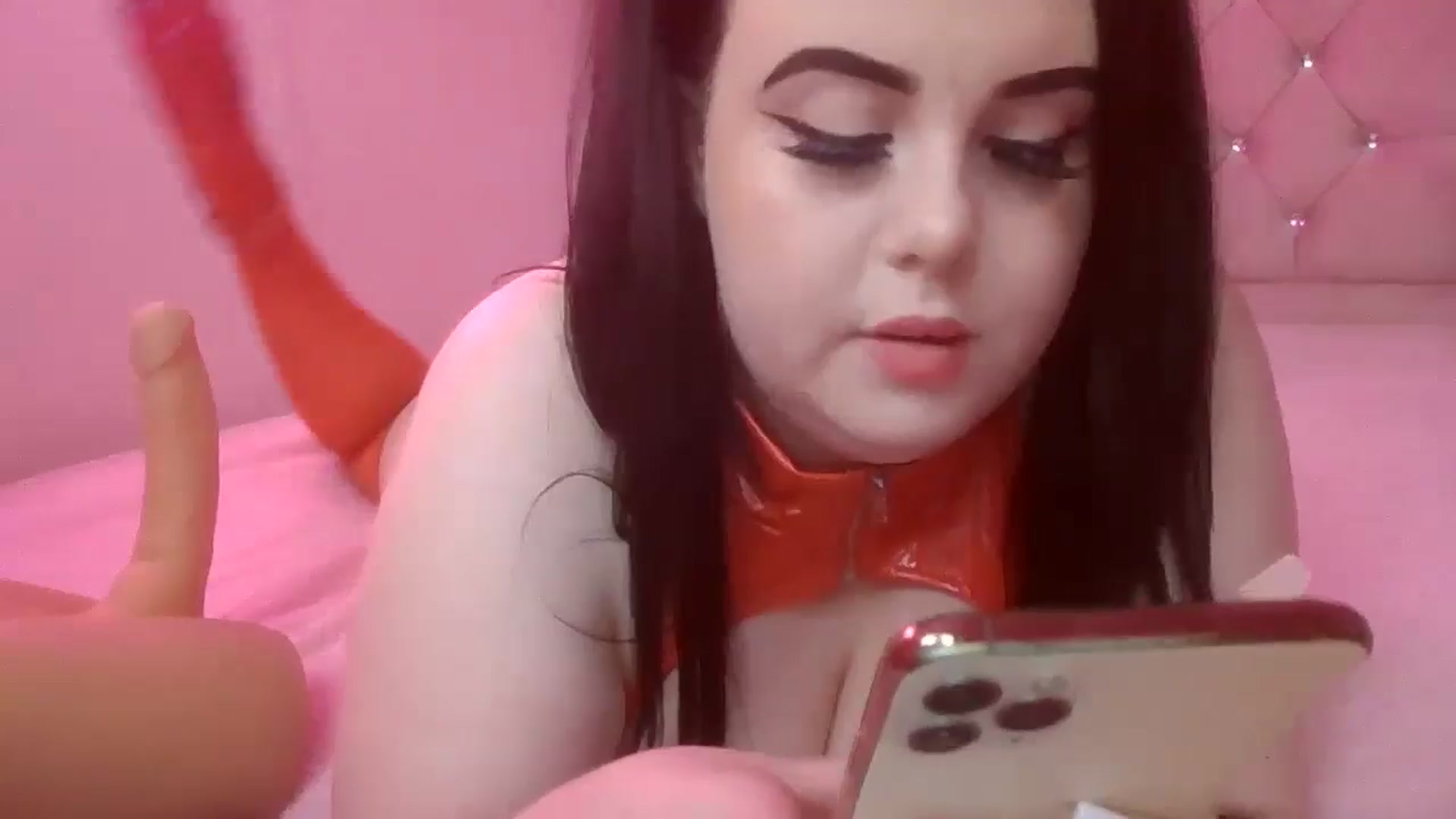 Gallery image thumbnail from Missmacygrayy's myfreecams stream on, 07/23/2024, 19:47 image 16 of 20