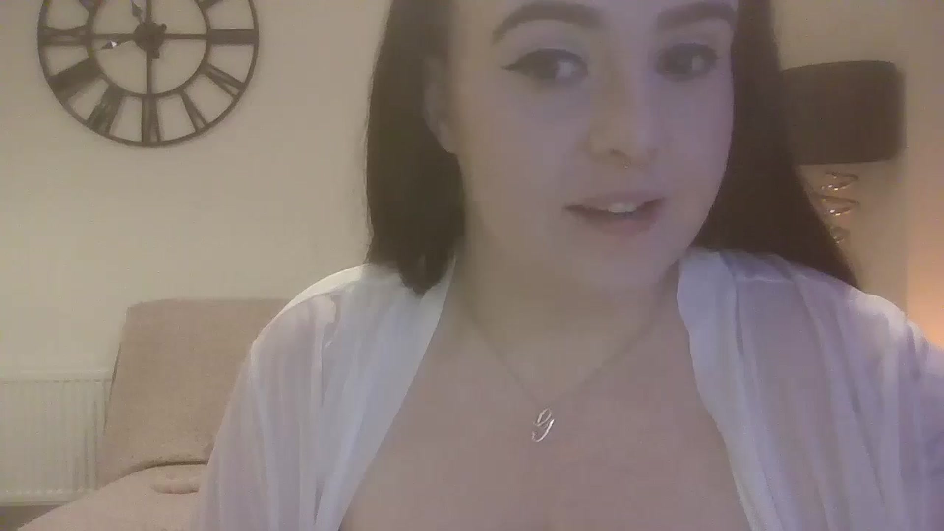 Gallery image thumbnail from Missmacygrayy's myfreecams stream on, 02/16/2025, 19:34 image 3 of 20