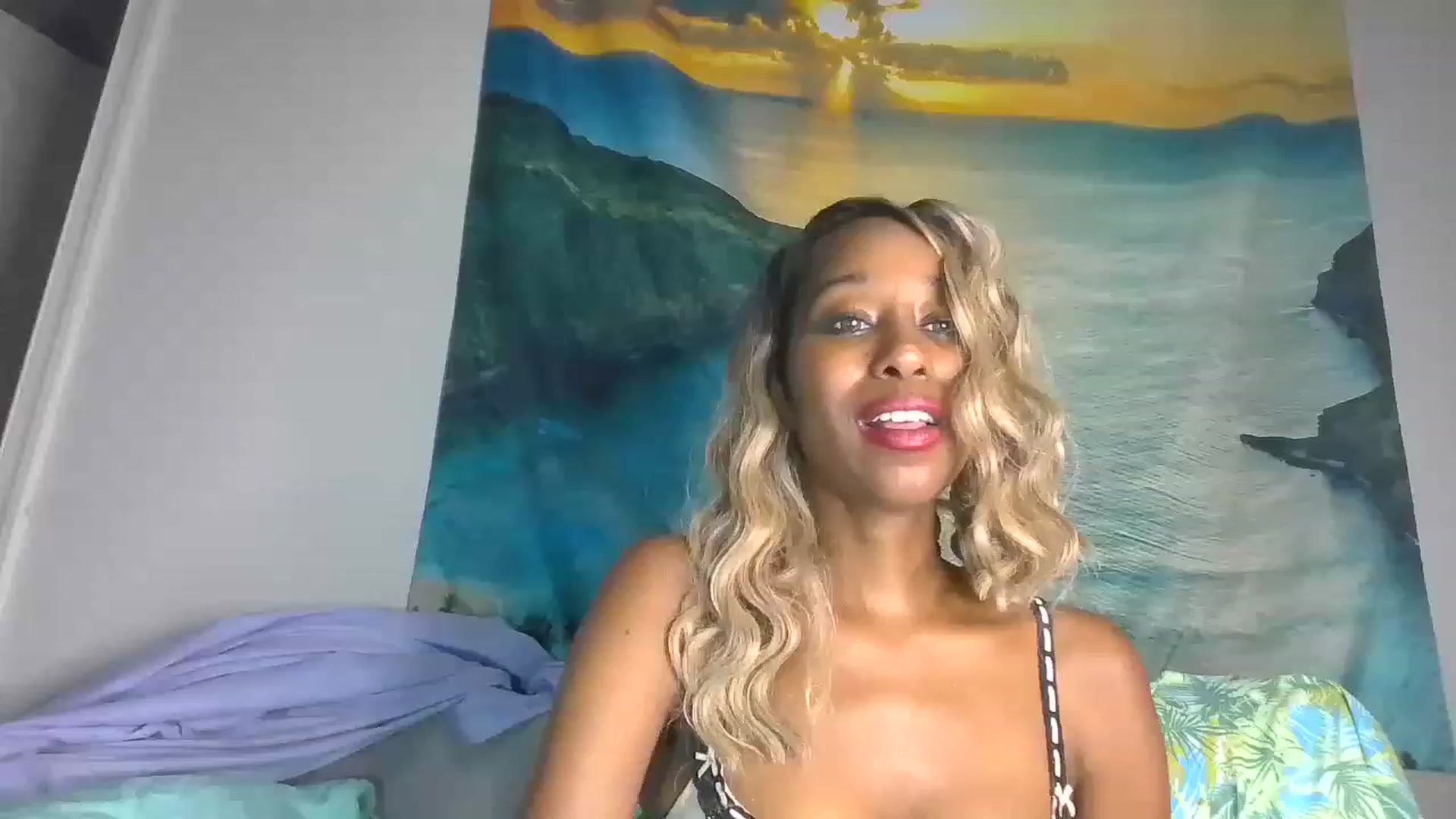Gallery image thumbnail from Missmarie24's myfreecams stream on, 11/17/2022, 11:40 image 13 of 20