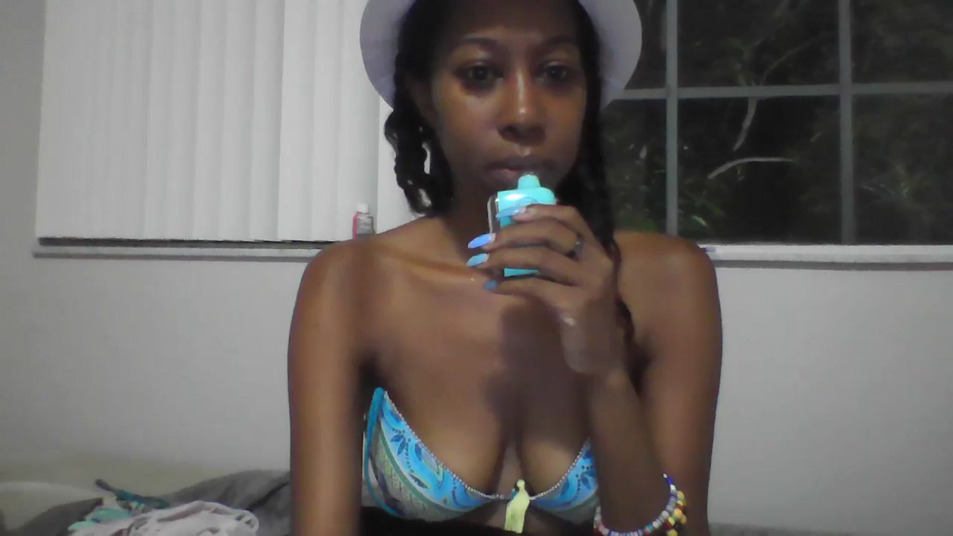 Gallery image thumbnail from Missmarie24's myfreecams stream on, 10/18/2024, 07:32 image 20 of 20