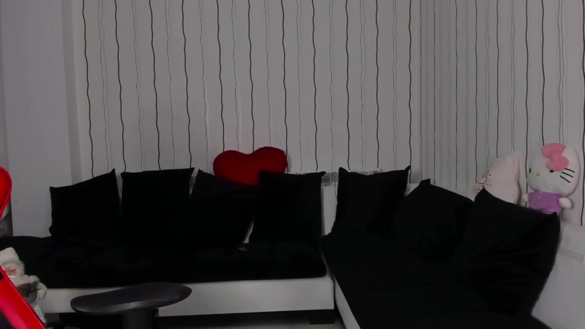 Gallery image thumbnail from Missmo0n1's myfreecams stream on, 11/23/2022, 01:28 image 13 of 20