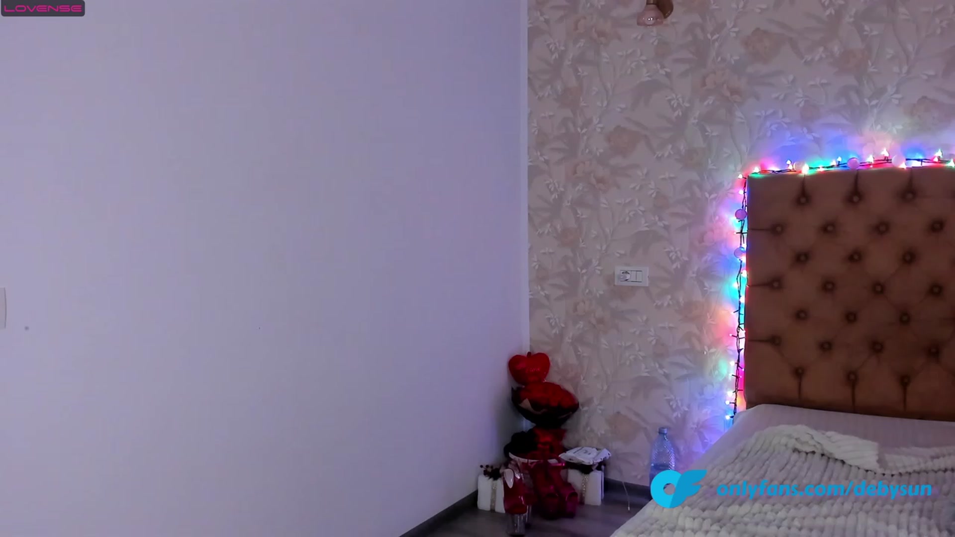 Gallery image thumbnail from Missmo0n1's myfreecams stream on, 05/19/2023, 21:29 image 1 of 20